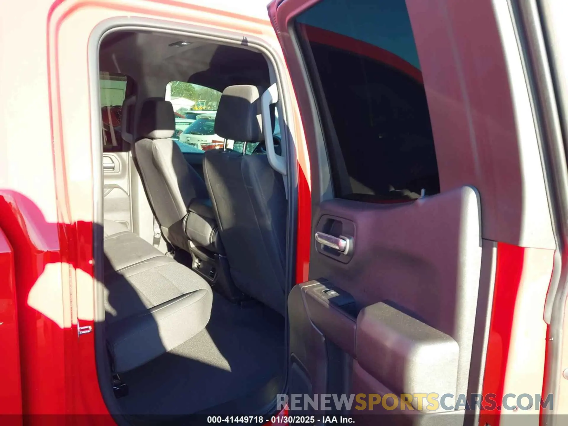 8 fotografías del automóvil dañado 1GTRUAED0PZ278173 GMC SIERRA 1500 2023