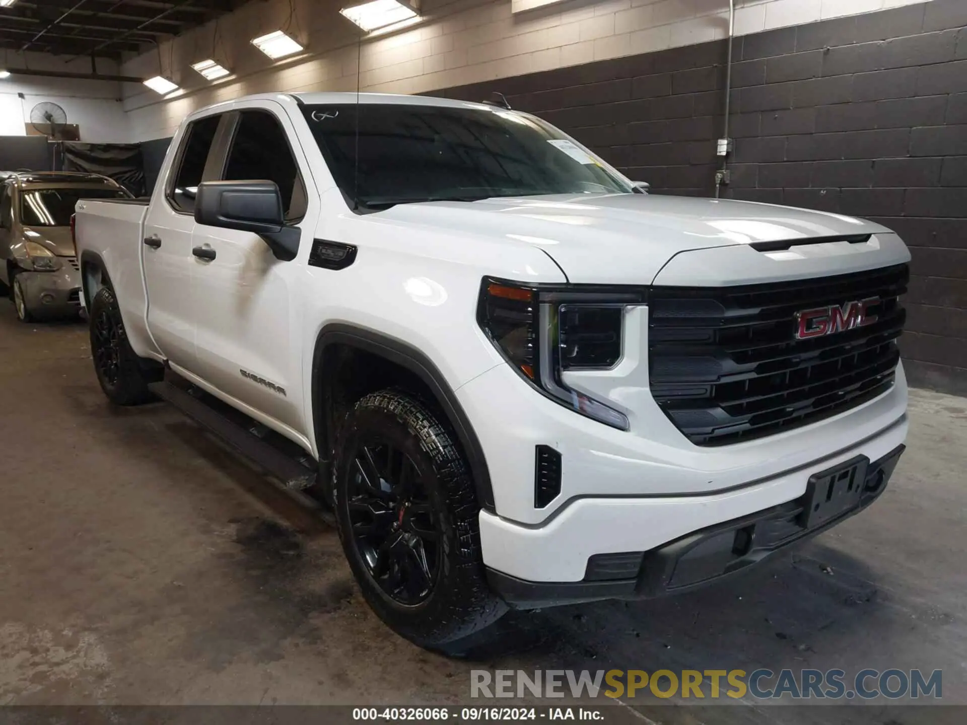 1 fotografías del automóvil dañado 1GTRUAED6PZ280932 GMC SIERRA 1500 2023