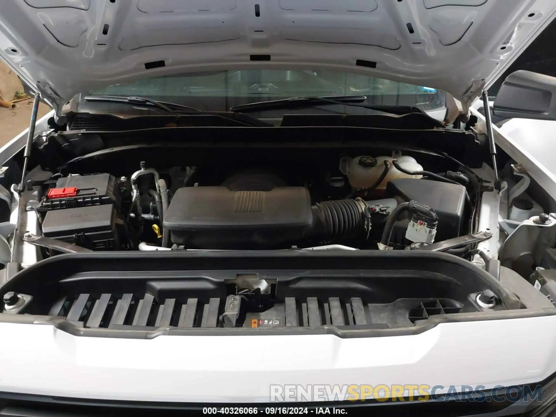 10 fotografías del automóvil dañado 1GTRUAED6PZ280932 GMC SIERRA 1500 2023