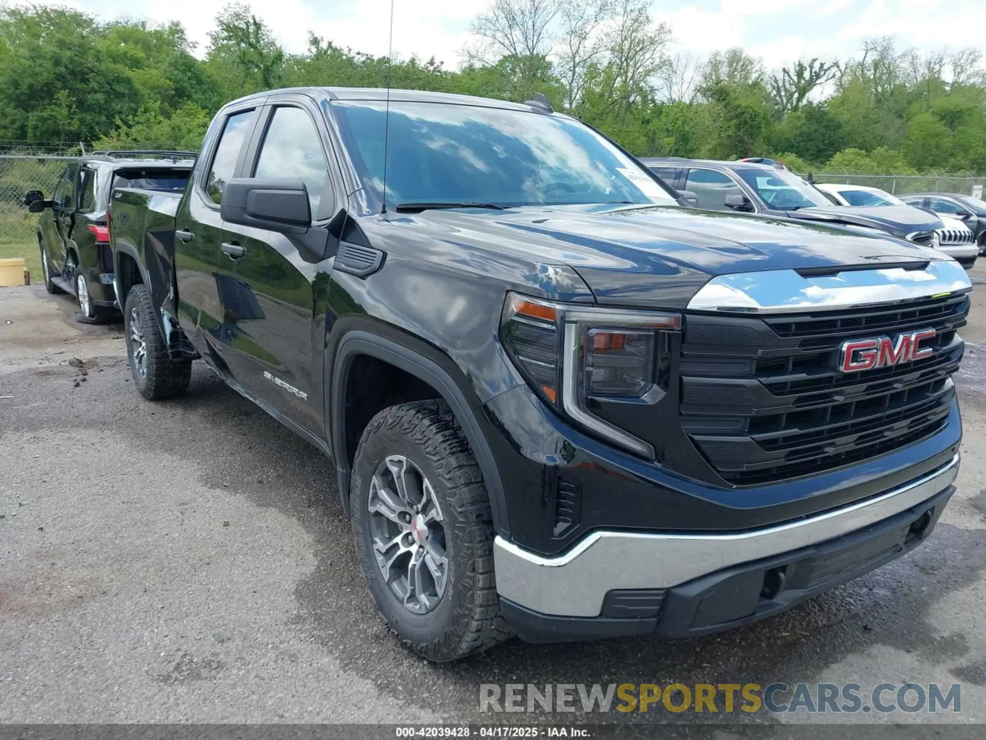 1 fotografías del automóvil dañado 1GTRUAED8PZ274243 GMC SIERRA 1500 2023