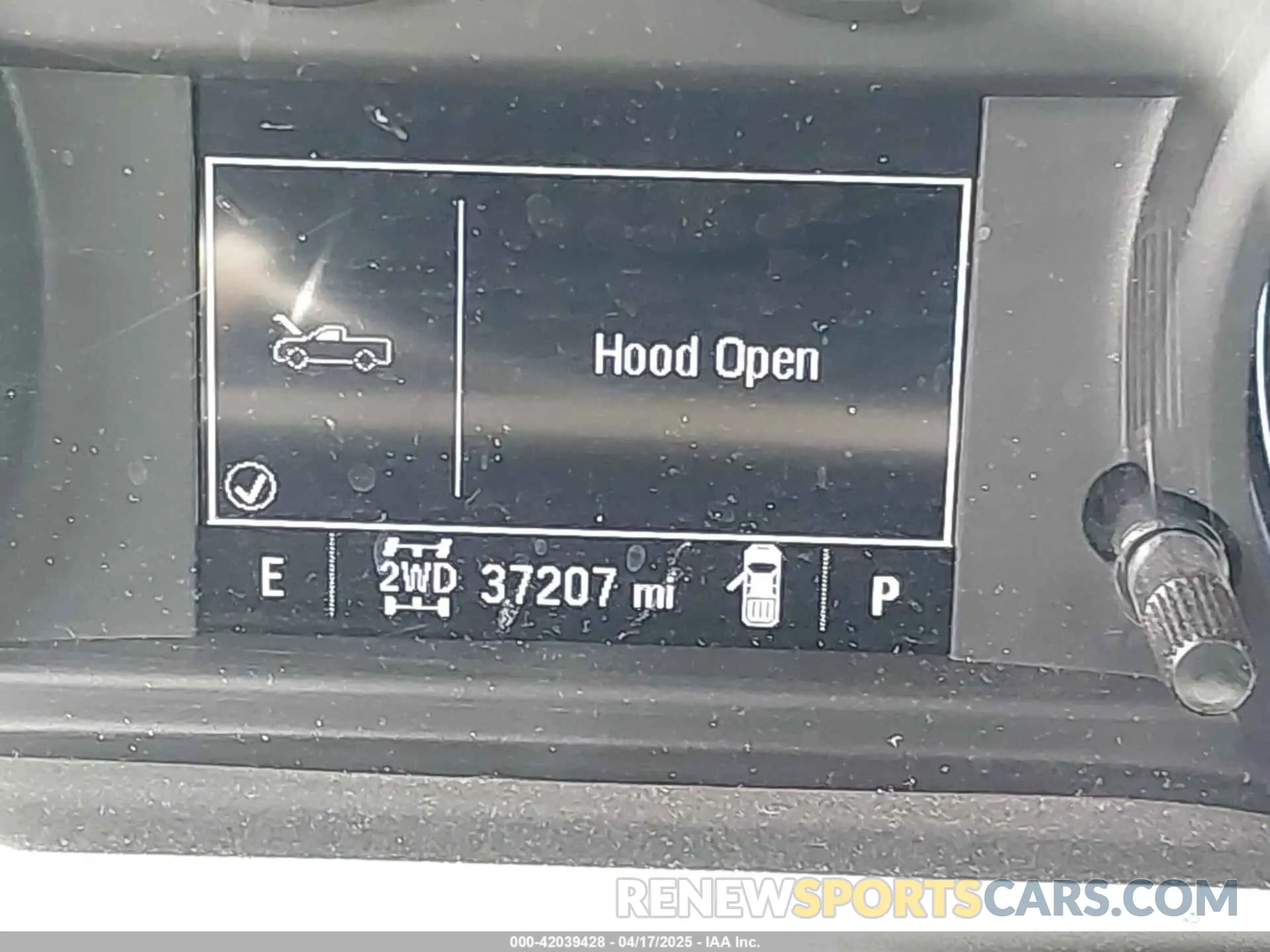 15 fotografías del automóvil dañado 1GTRUAED8PZ274243 GMC SIERRA 1500 2023