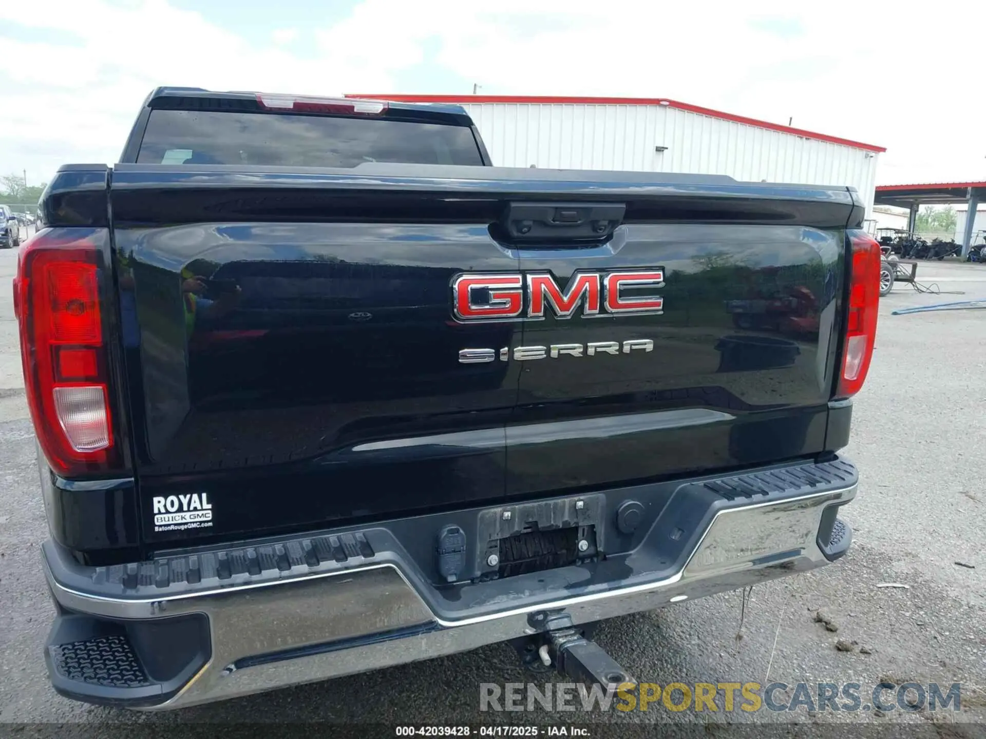 16 fotografías del automóvil dañado 1GTRUAED8PZ274243 GMC SIERRA 1500 2023