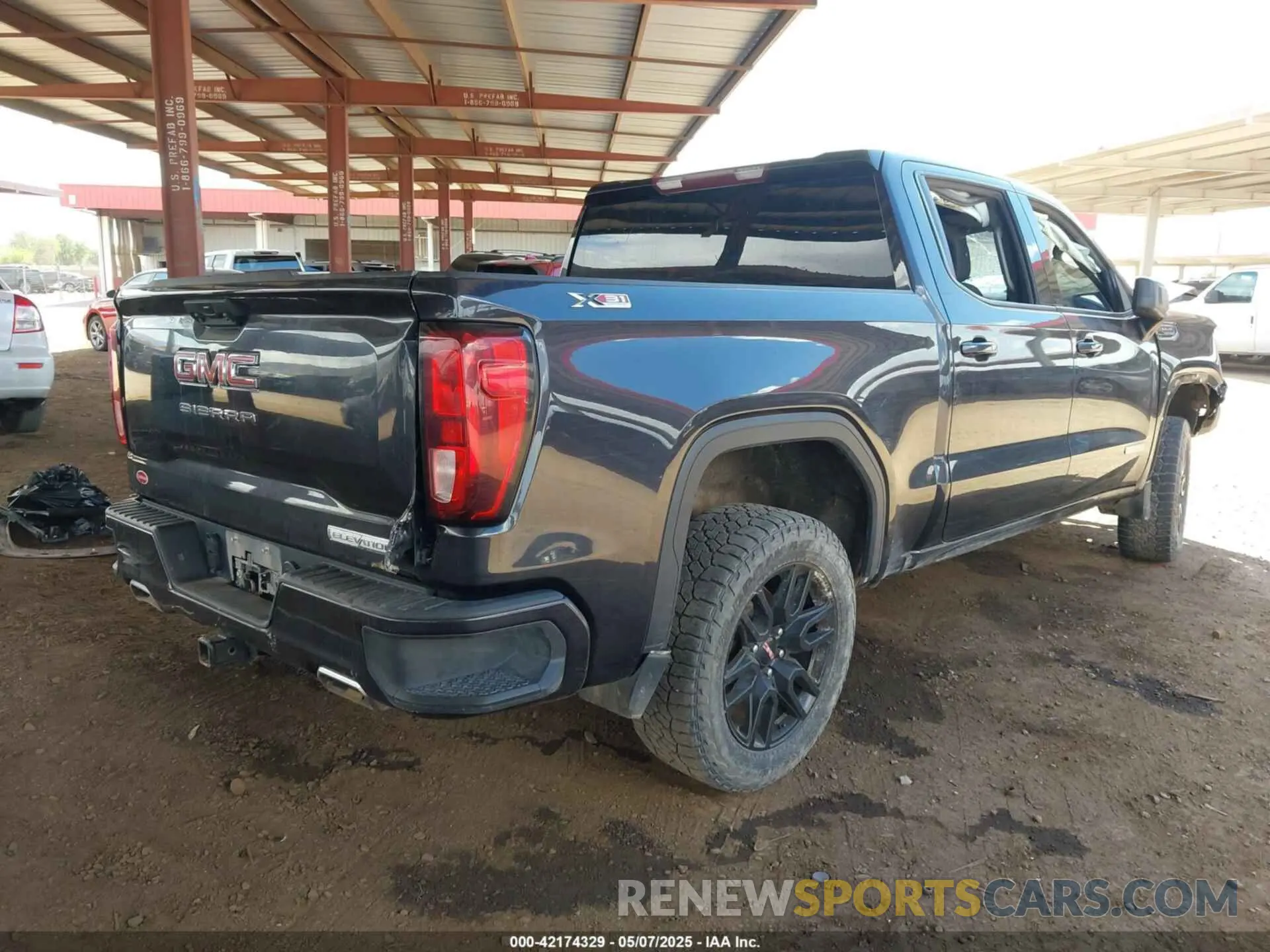 4 fotografías del automóvil dañado 1GTUUCED7PZ123982 GMC SIERRA 1500 2023