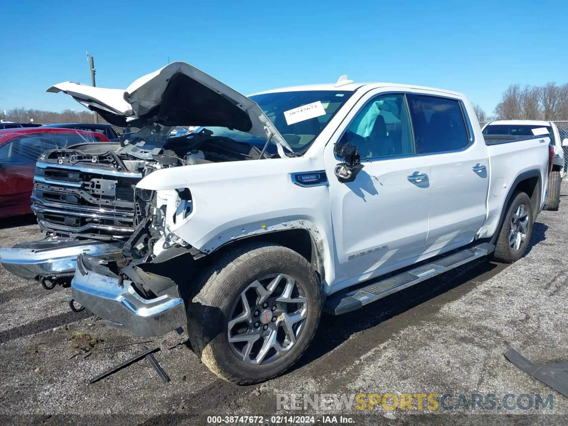 2 fotografías del automóvil dañado 1GTUUDE80PZ249576 GMC SIERRA 1500 2023