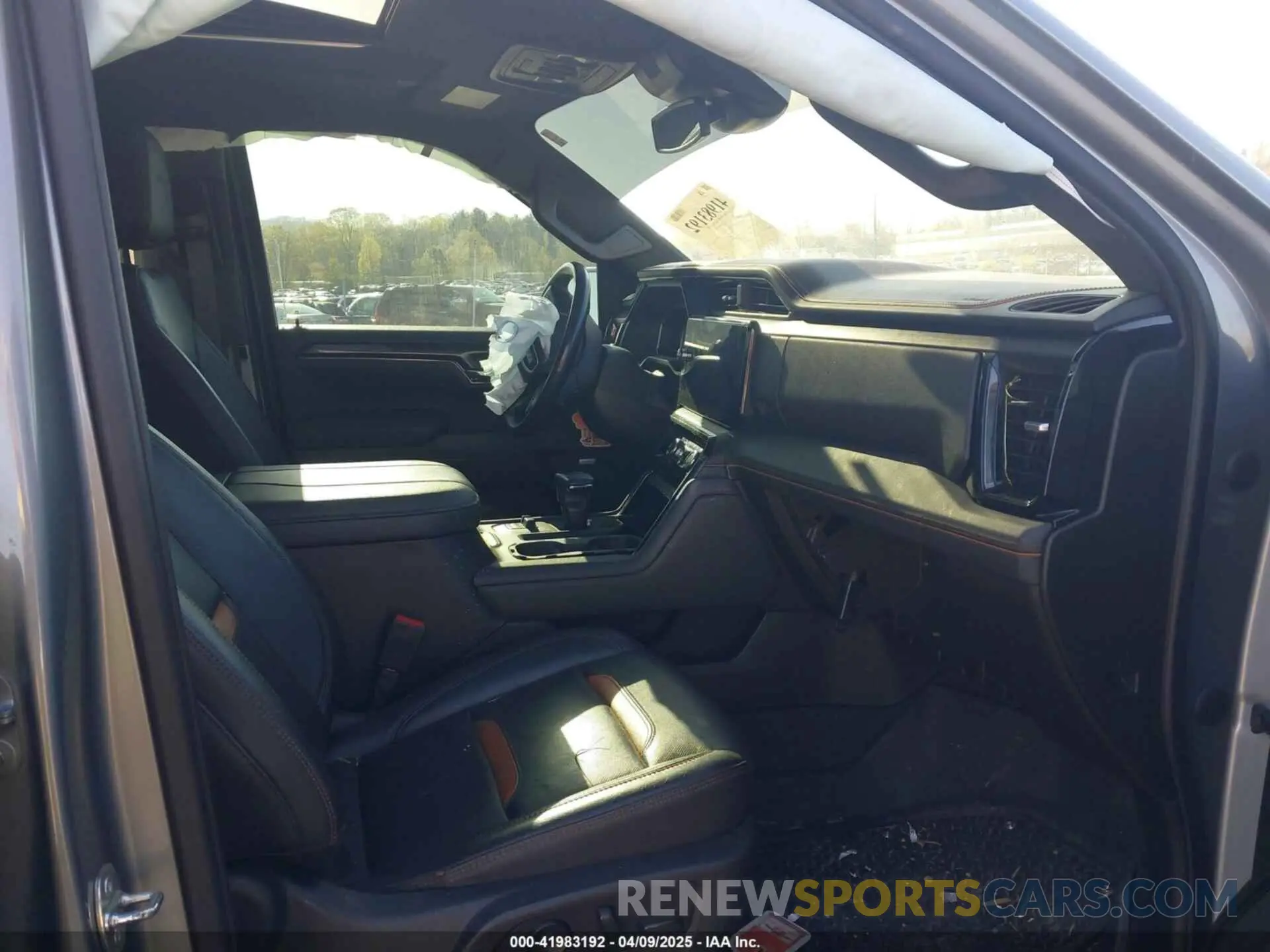 5 fotografías del automóvil dañado 1GTUUEE89PZ174270 GMC SIERRA 1500 2023
