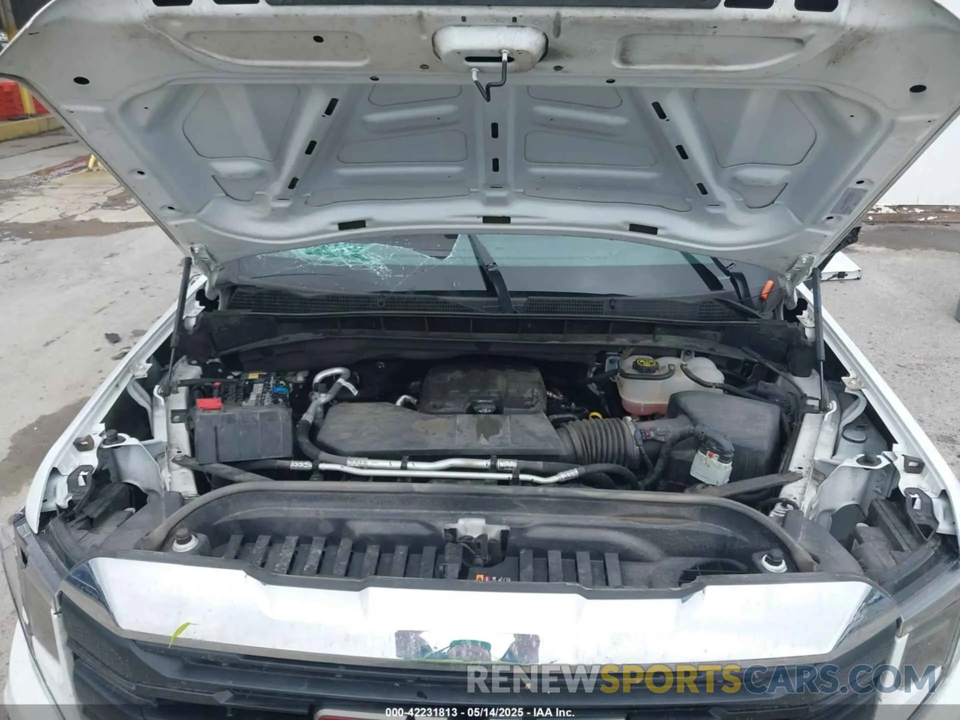 10 fotografías del automóvil dañado 3GTNHAEK4PG295365 GMC SIERRA 1500 2023