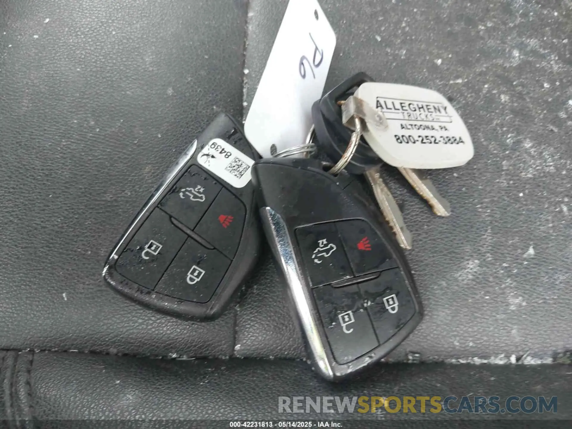 11 fotografías del automóvil dañado 3GTNHAEK4PG295365 GMC SIERRA 1500 2023