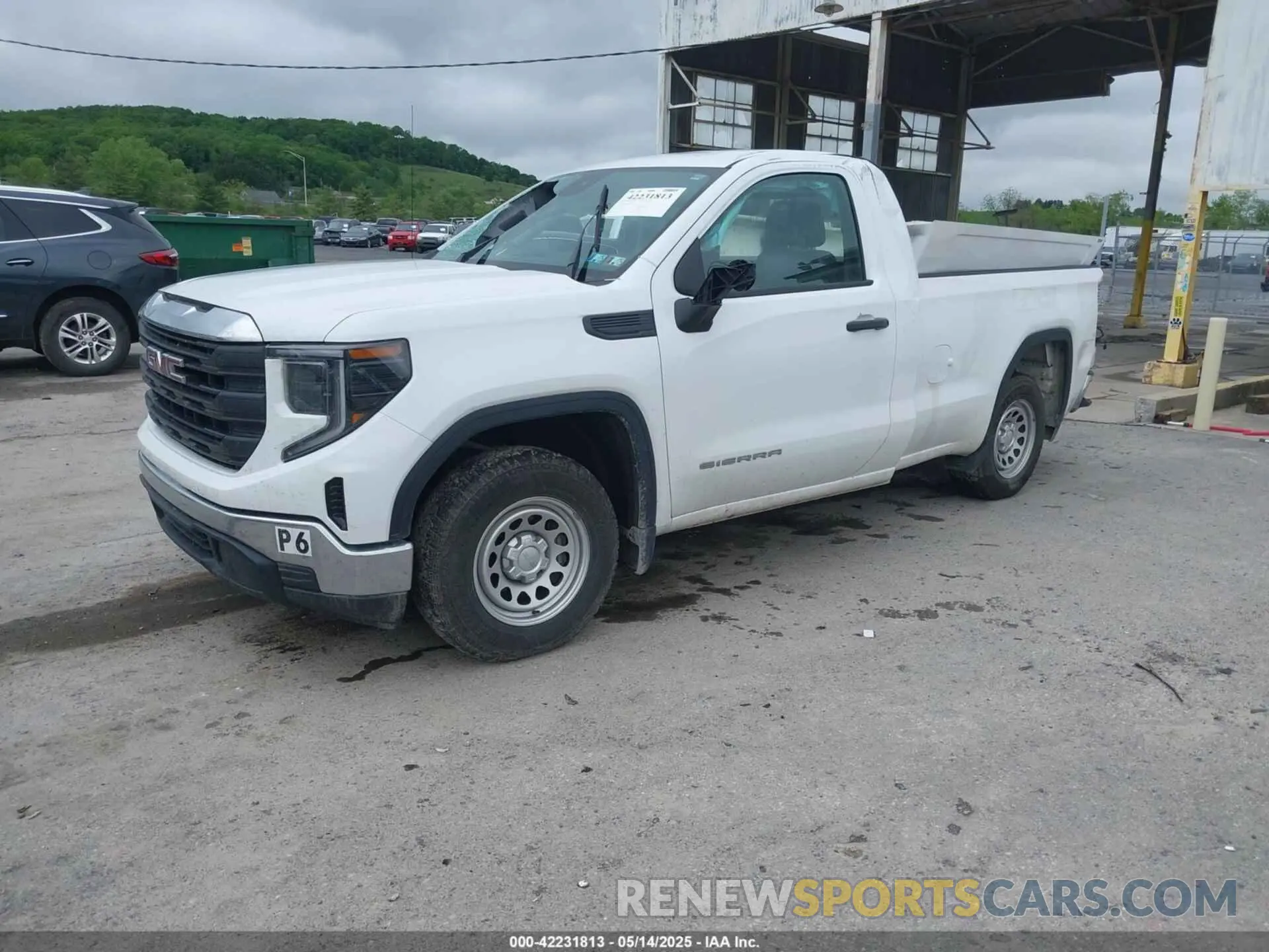 2 fotografías del automóvil dañado 3GTNHAEK4PG295365 GMC SIERRA 1500 2023