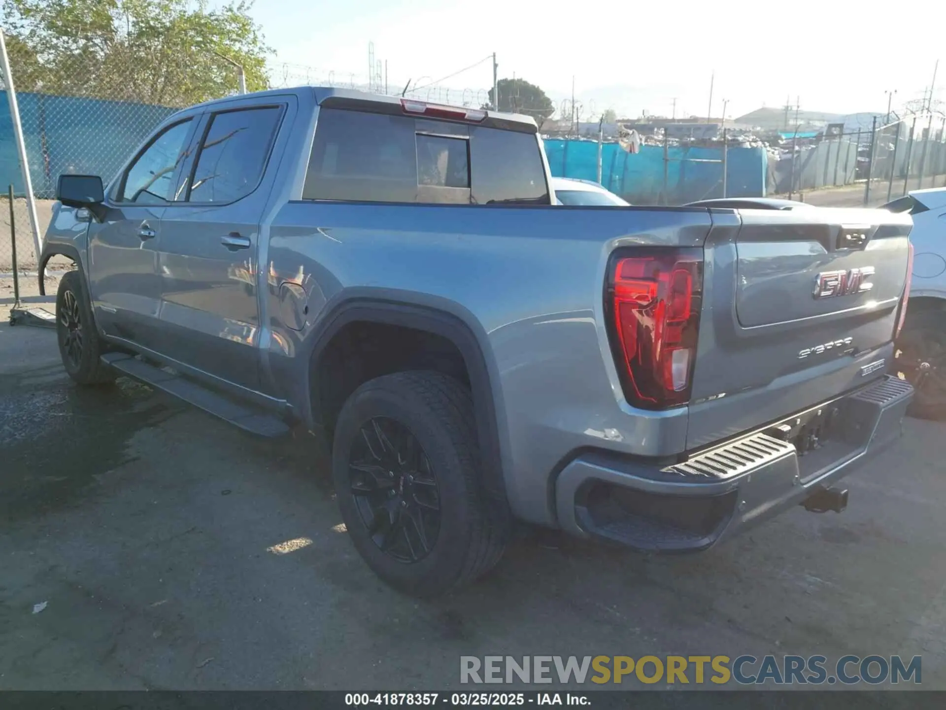 3 fotografías del automóvil dañado 3GTPHCED7PG317946 GMC SIERRA 1500 2023