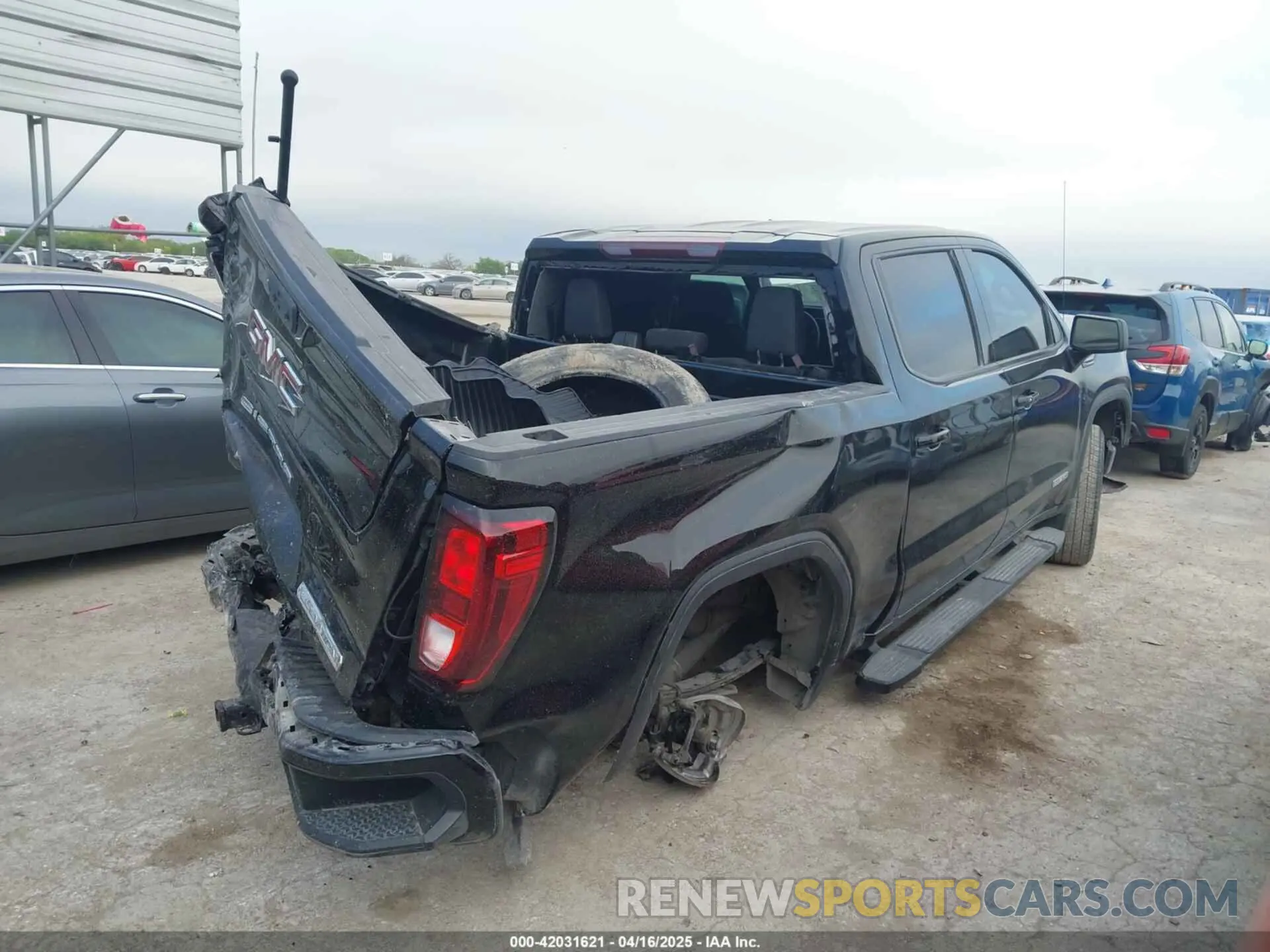 4 fotografías del automóvil dañado 3GTPHCEDXPG259041 GMC SIERRA 1500 2023