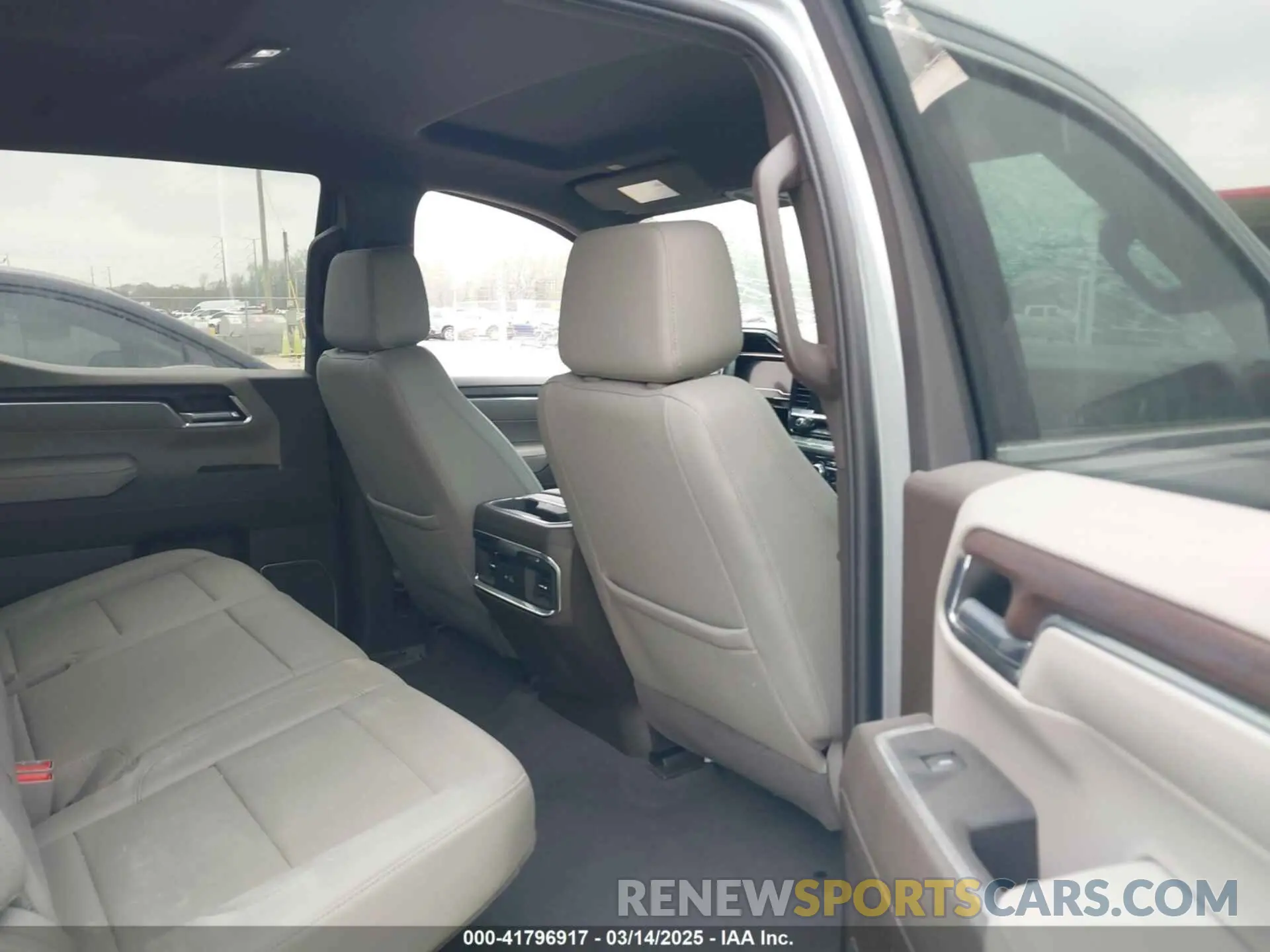 8 fotografías del automóvil dañado 3GTPHDED0PG149198 GMC SIERRA 1500 2023