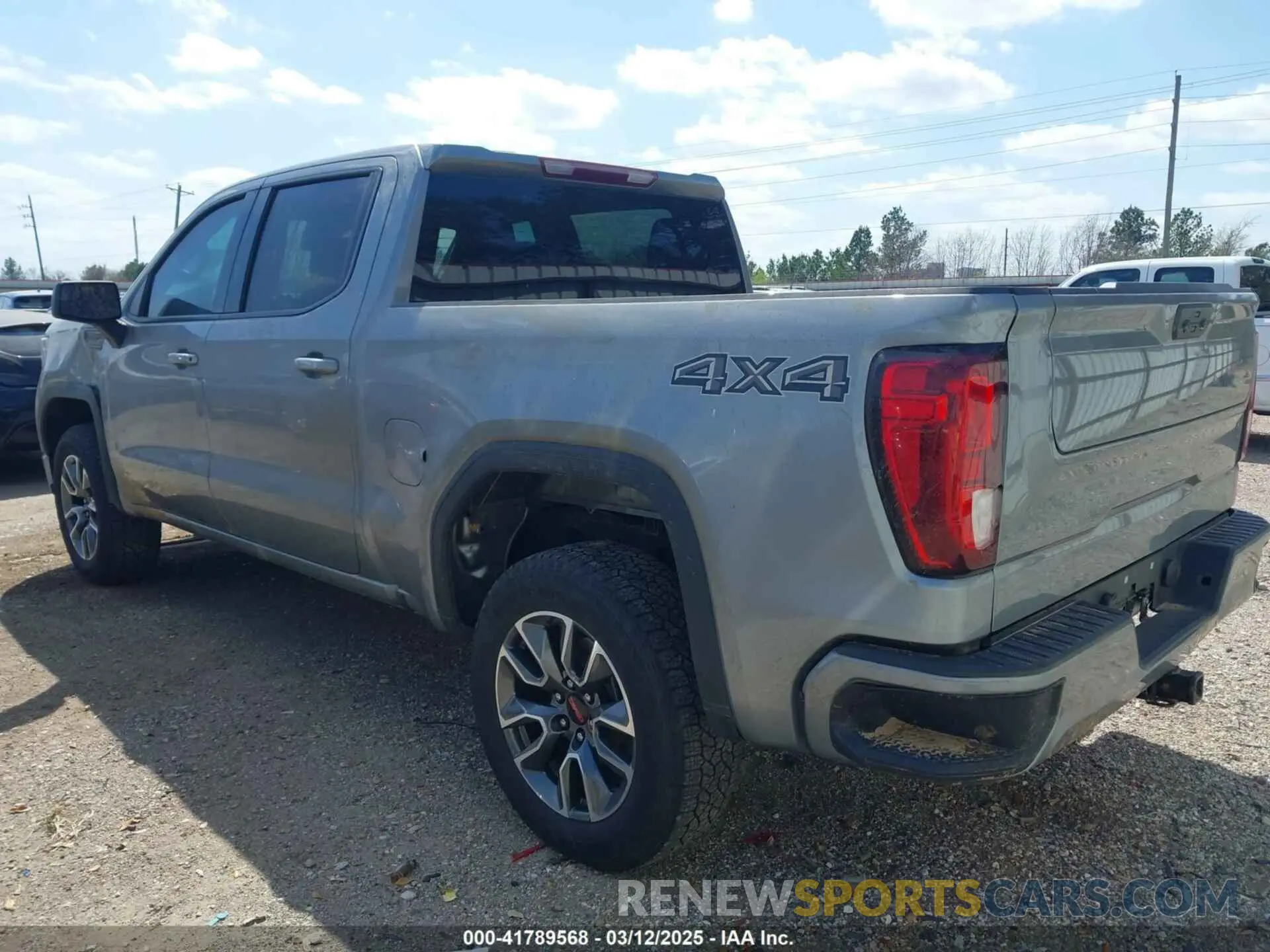 3 fotografías del automóvil dañado 3GTPUCEK5PG241296 GMC SIERRA 1500 2023