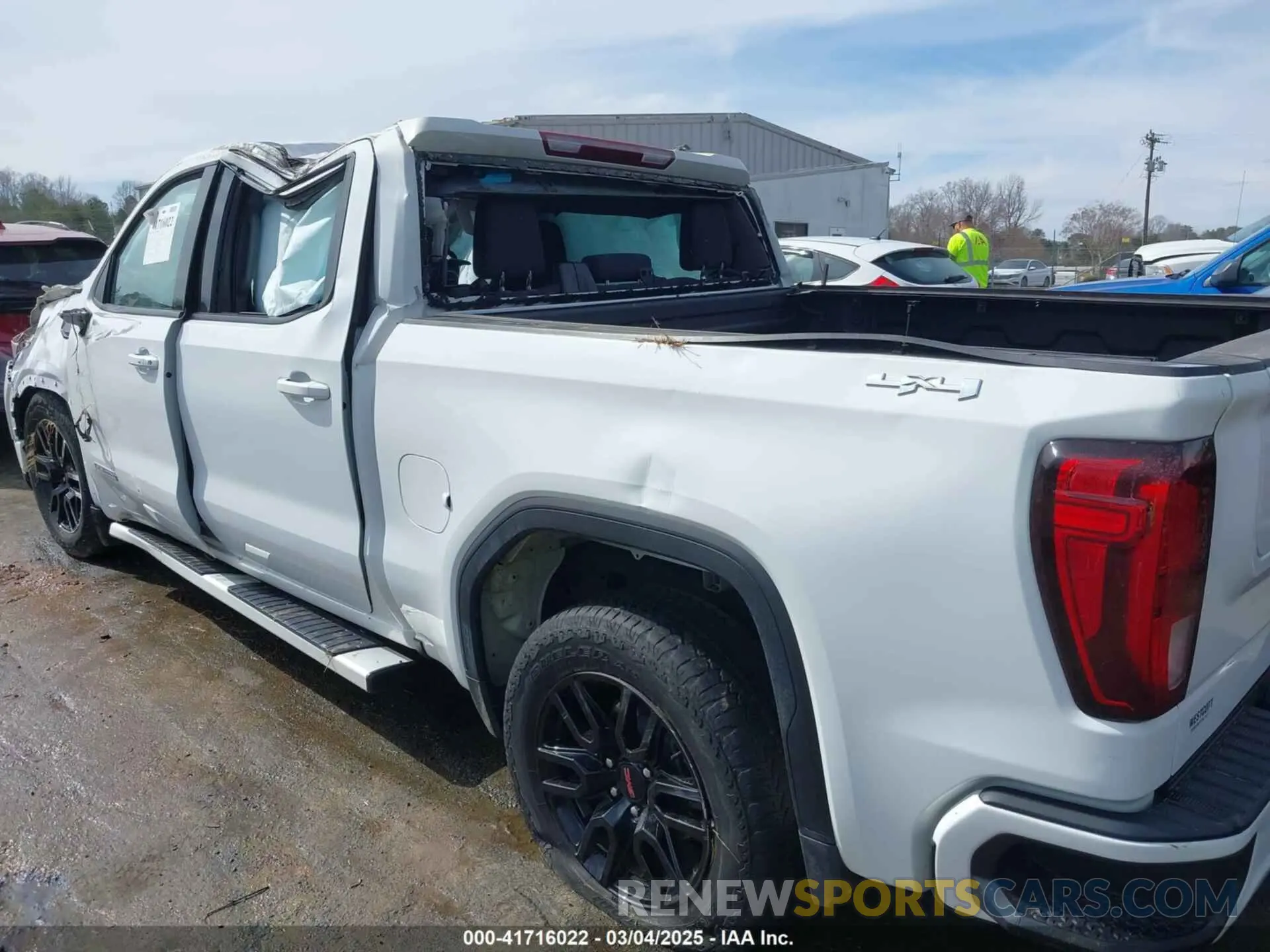 13 fotografías del automóvil dañado 3GTPUJEK9PG299738 GMC SIERRA 1500 2023