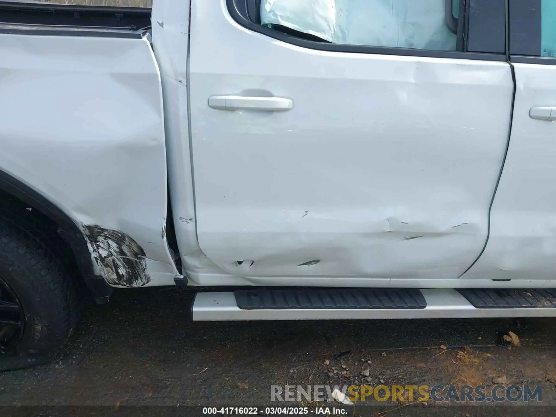 14 fotografías del automóvil dañado 3GTPUJEK9PG299738 GMC SIERRA 1500 2023