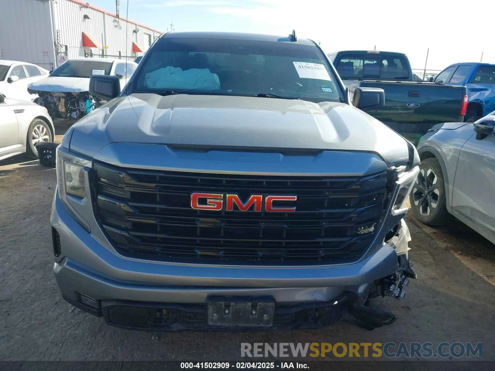 13 fotografías del automóvil dañado 3GTUUCED9PG162802 GMC SIERRA 1500 2023
