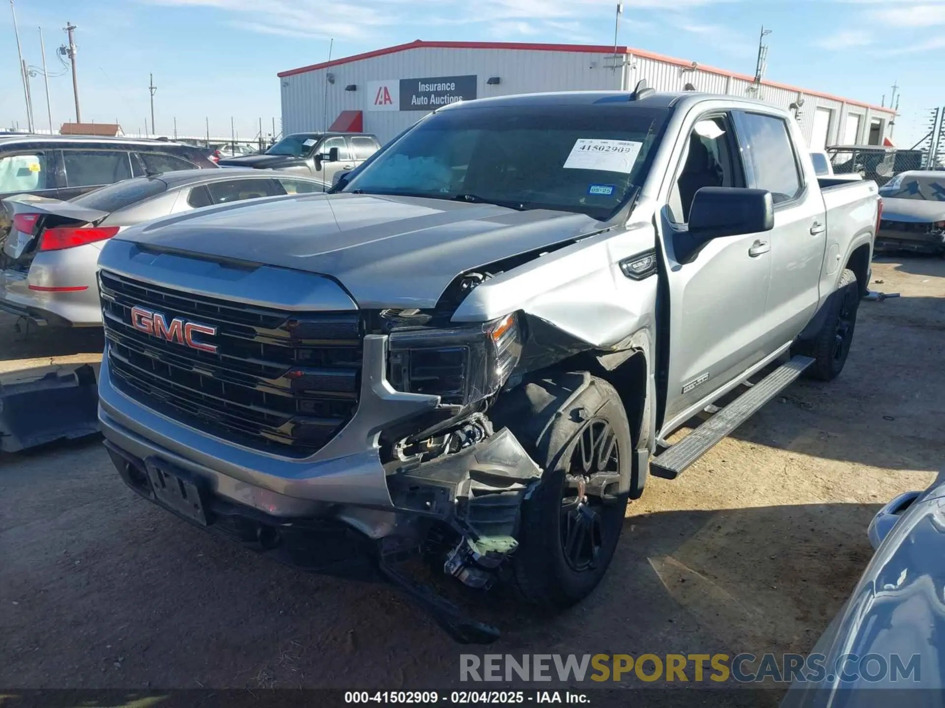 2 fotografías del automóvil dañado 3GTUUCED9PG162802 GMC SIERRA 1500 2023