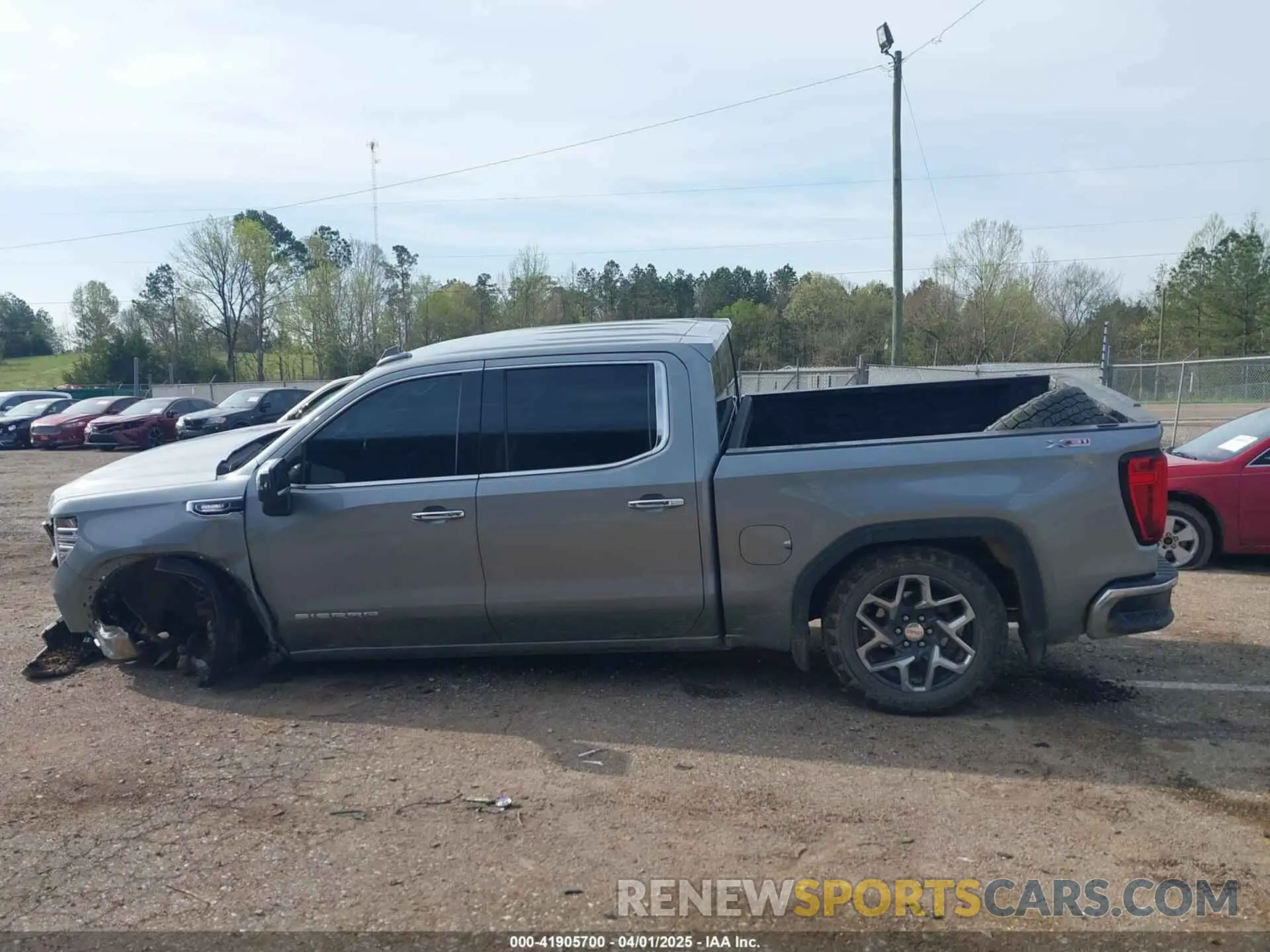 13 fotografías del automóvil dañado 3GTUUDE80PG171638 GMC SIERRA 1500 2023