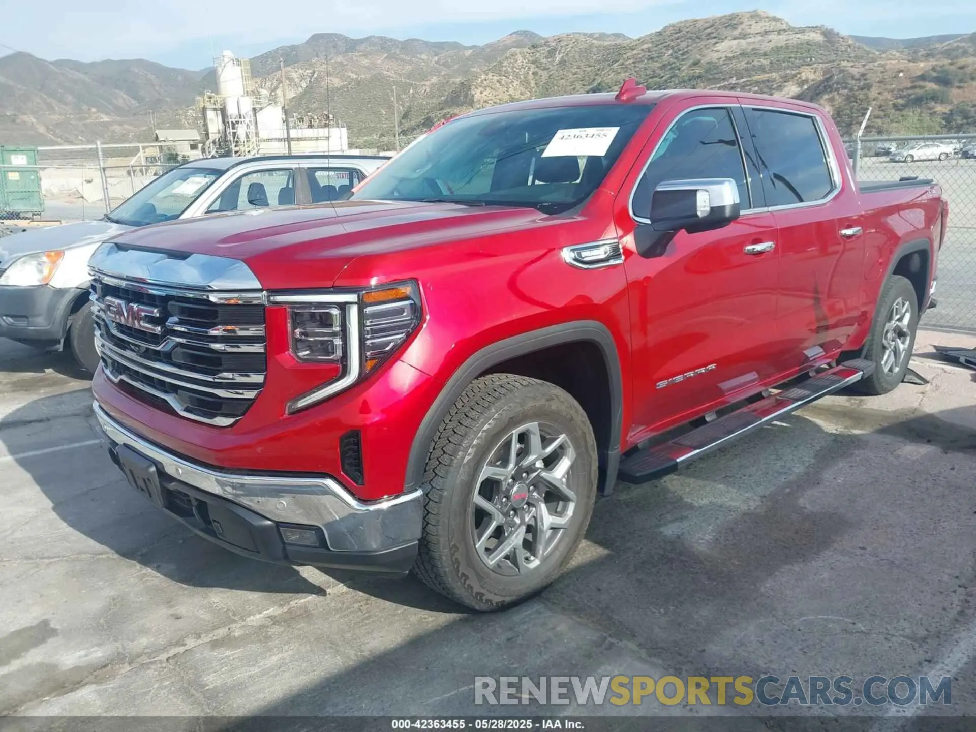 2 fotografías del automóvil dañado 3GTUUDE83PG326330 GMC SIERRA 1500 2023