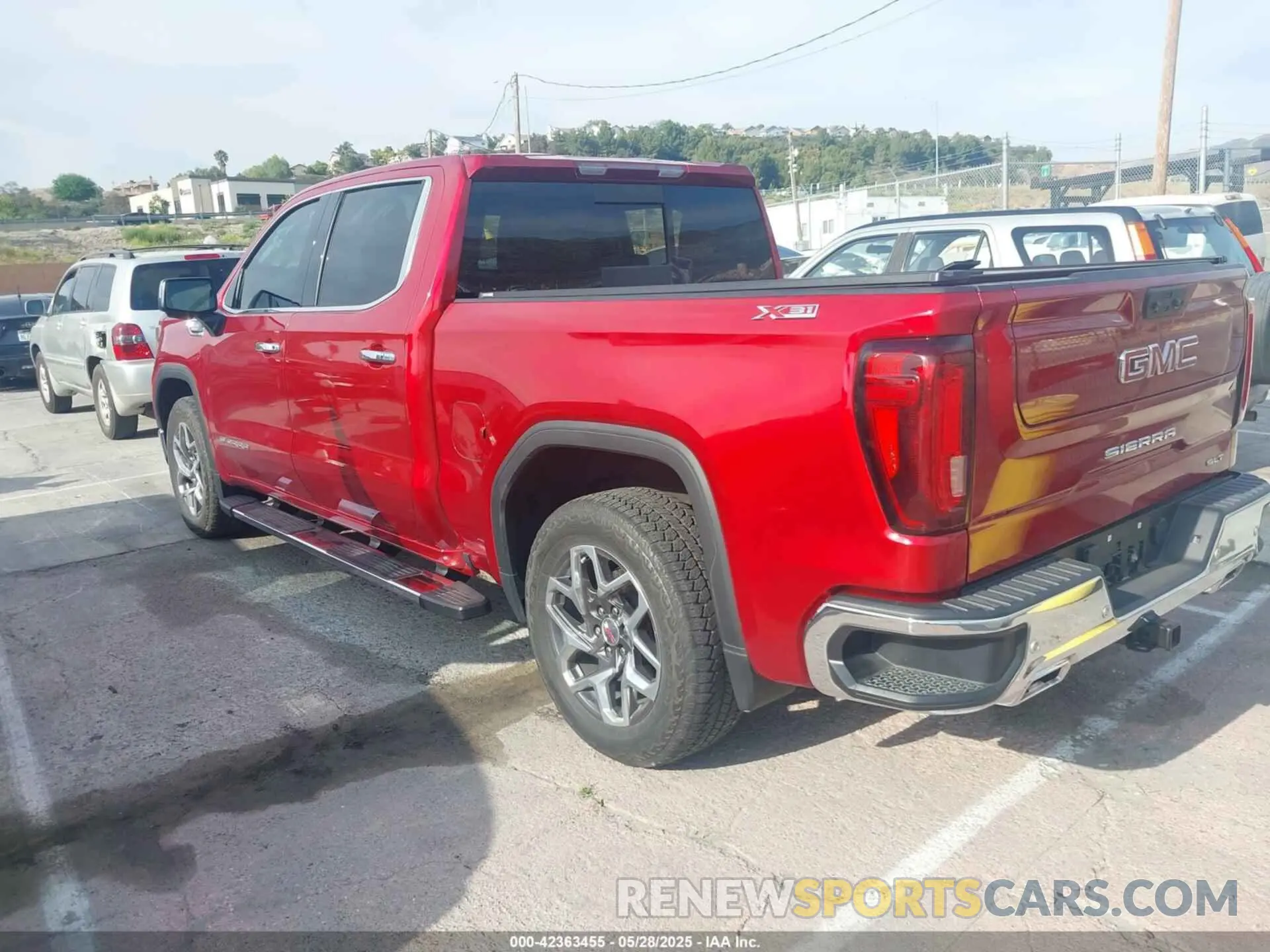 3 fotografías del automóvil dañado 3GTUUDE83PG326330 GMC SIERRA 1500 2023