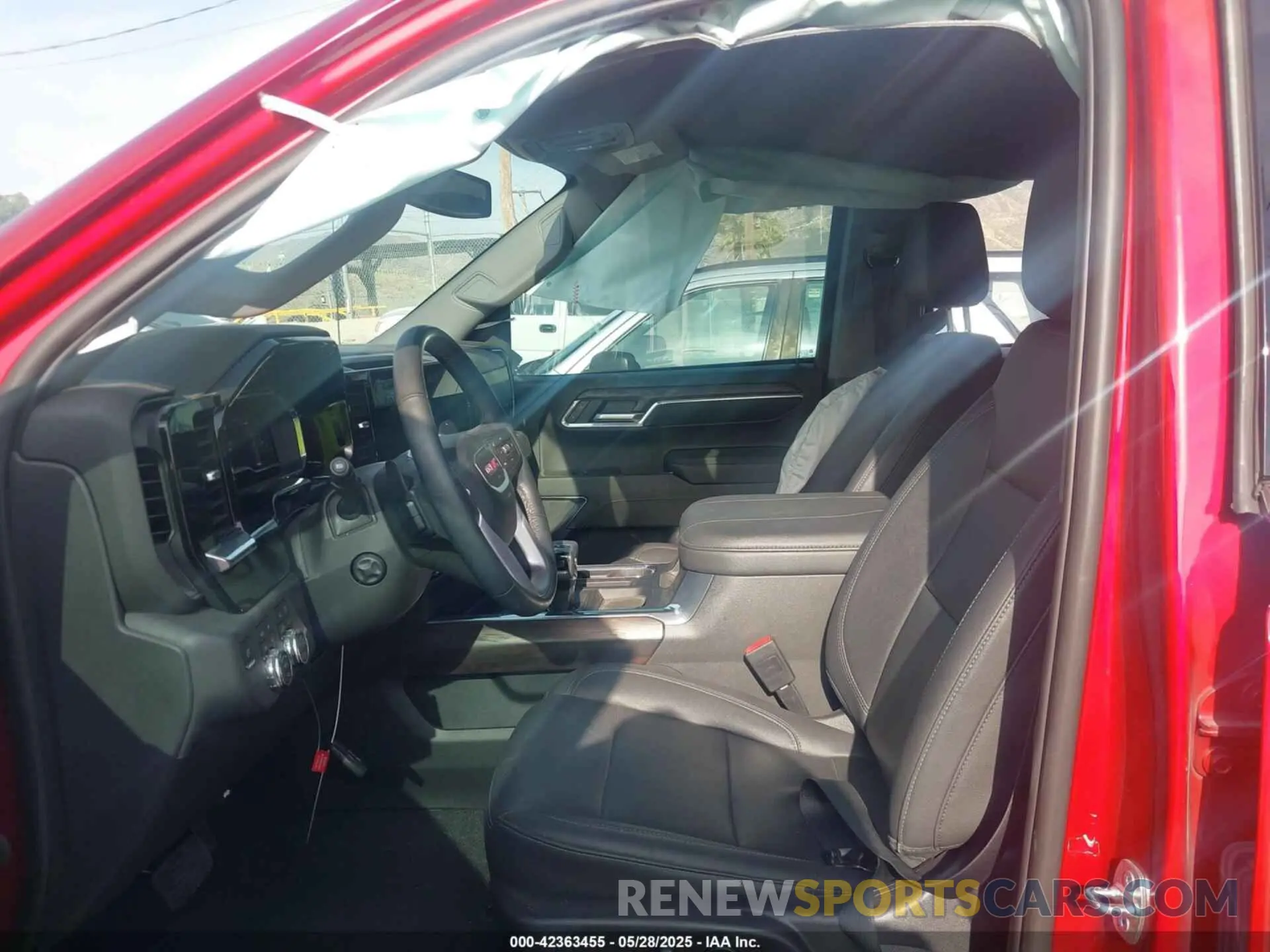 5 fotografías del automóvil dañado 3GTUUDE83PG326330 GMC SIERRA 1500 2023