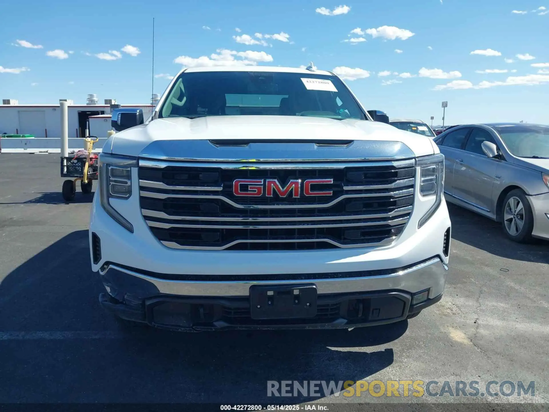 12 fotografías del automóvil dañado 3GTUUDE86PG103392 GMC SIERRA 1500 2023