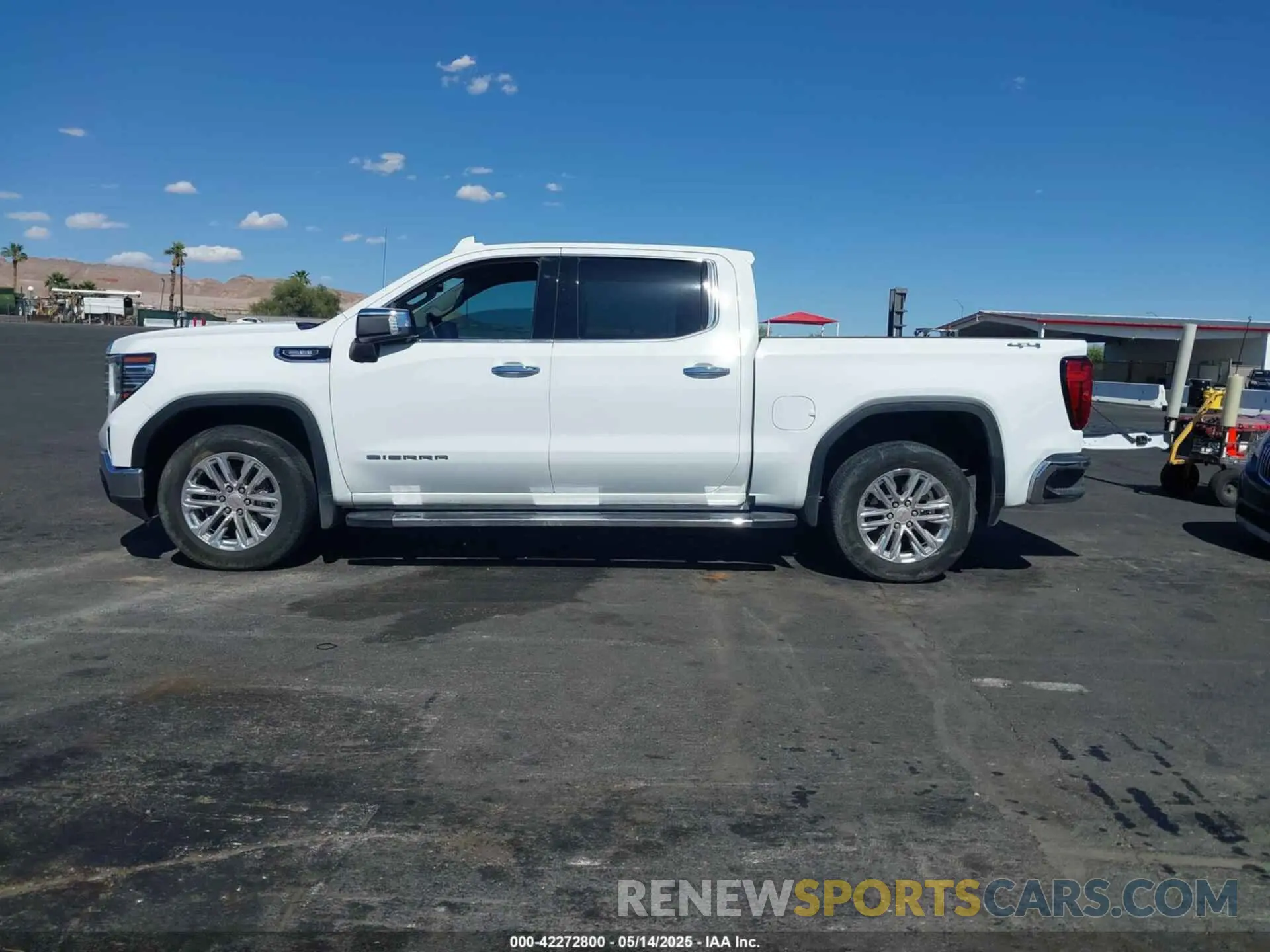 14 fotografías del automóvil dañado 3GTUUDE86PG103392 GMC SIERRA 1500 2023