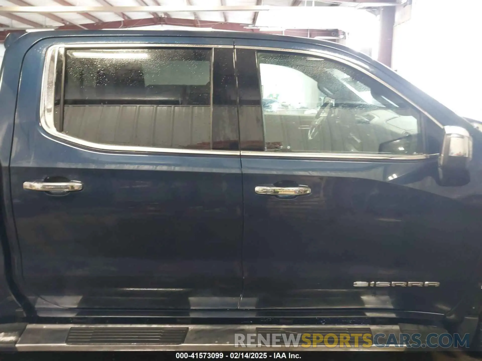 14 fotografías del automóvil dañado 3GTUUDE8XPG250332 GMC SIERRA 1500 2023