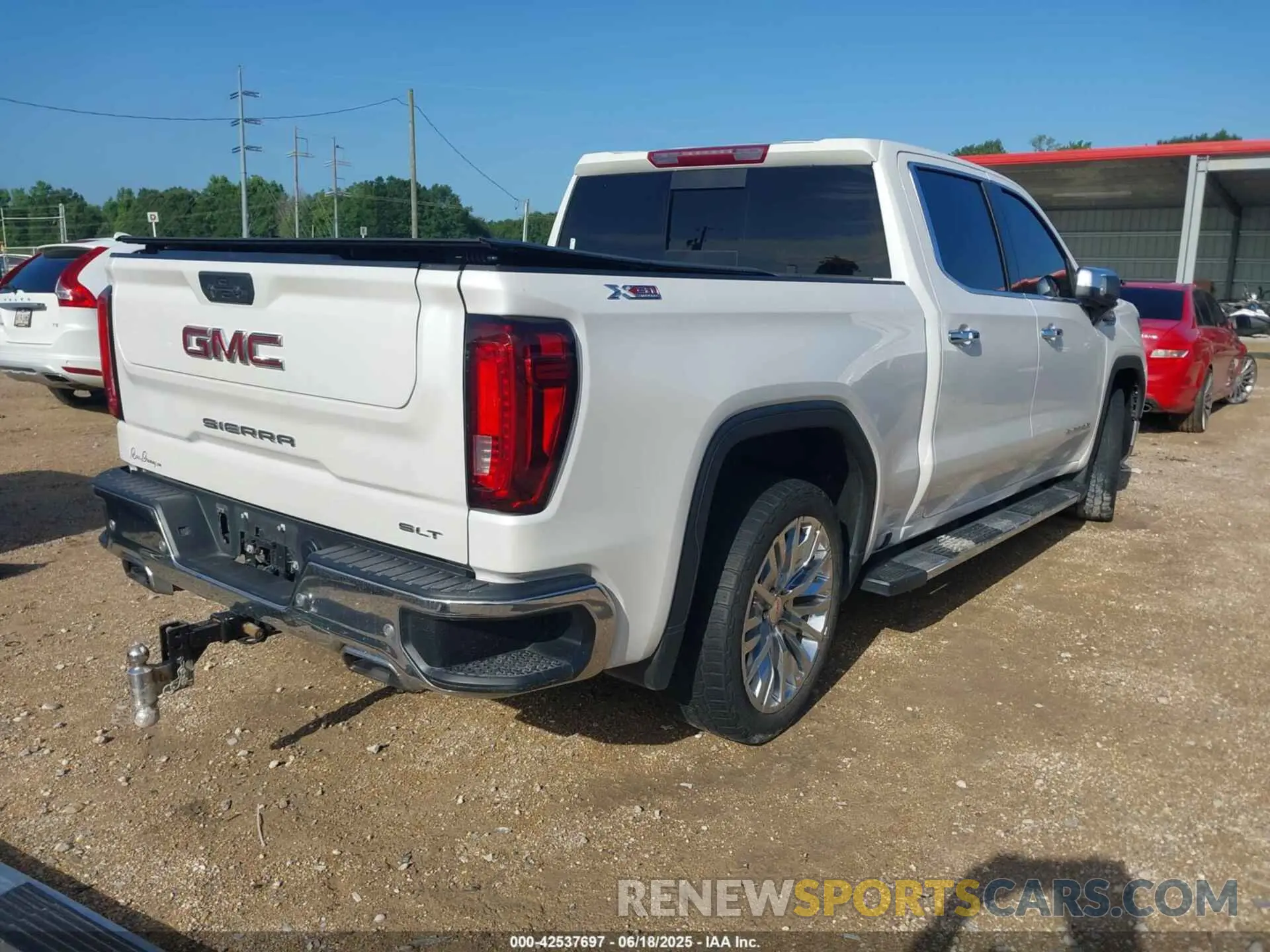 4 fotografías del automóvil dañado 3GTUUDED4PG198094 GMC SIERRA 1500 2023