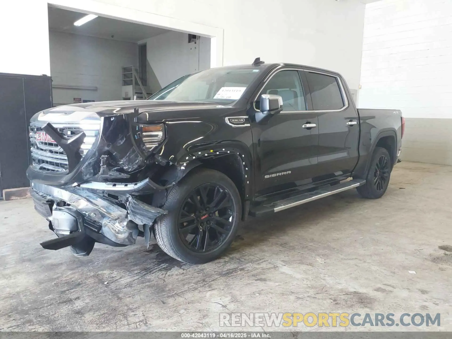 2 fotografías del automóvil dañado 3GTUUDEDXPG206893 GMC SIERRA 1500 2023