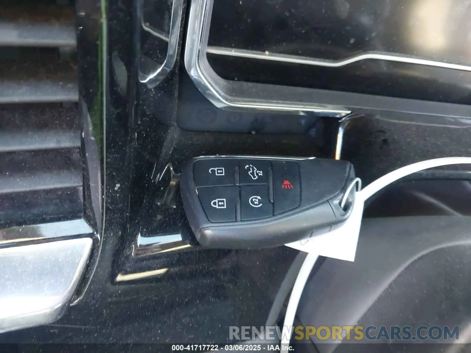 11 fotografías del automóvil dañado 3GTUUDEL7PG273037 GMC SIERRA 1500 2023