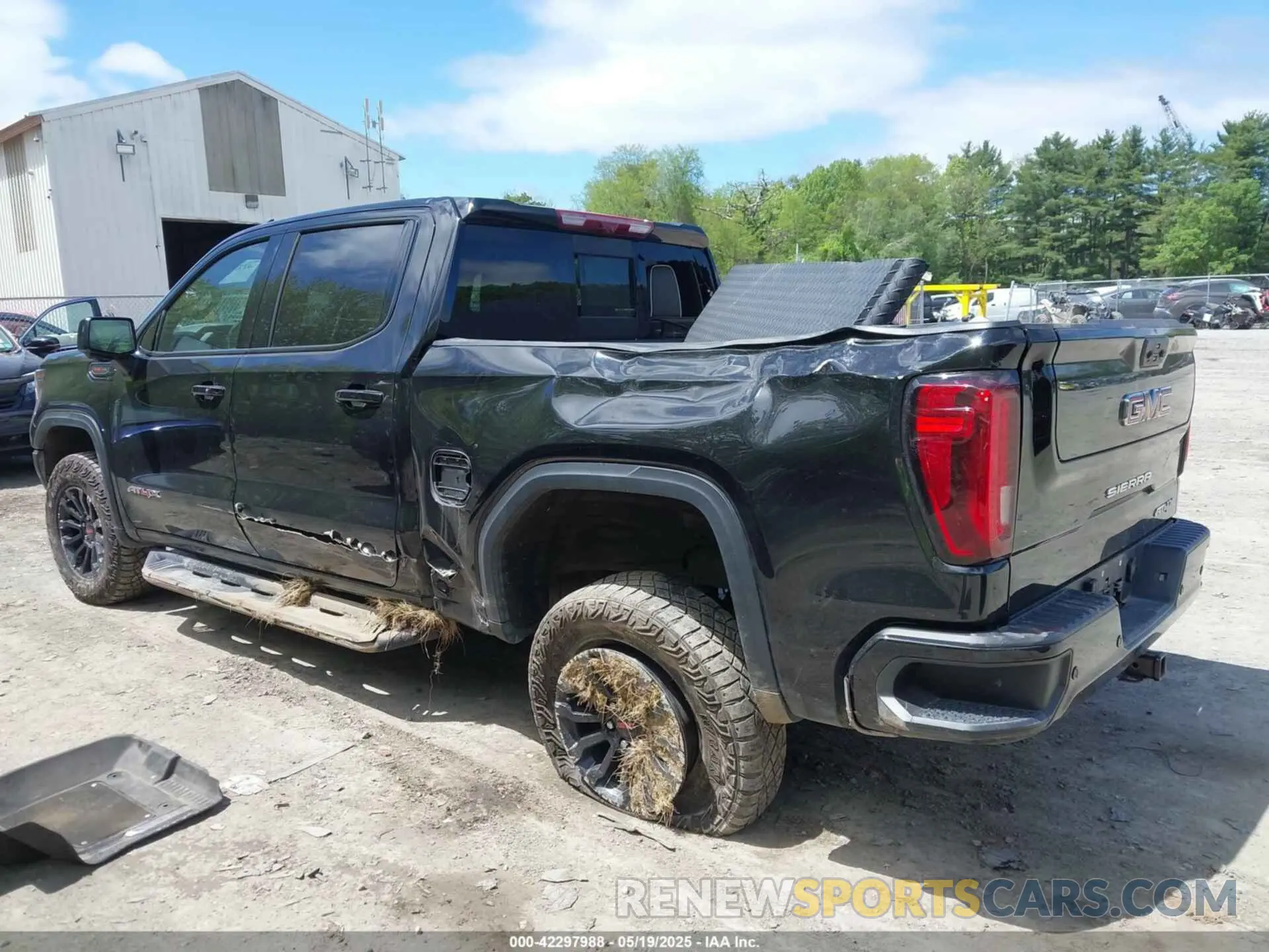 3 fotografías del automóvil dañado 3GTUUFEL8PG183181 GMC SIERRA 1500 2023