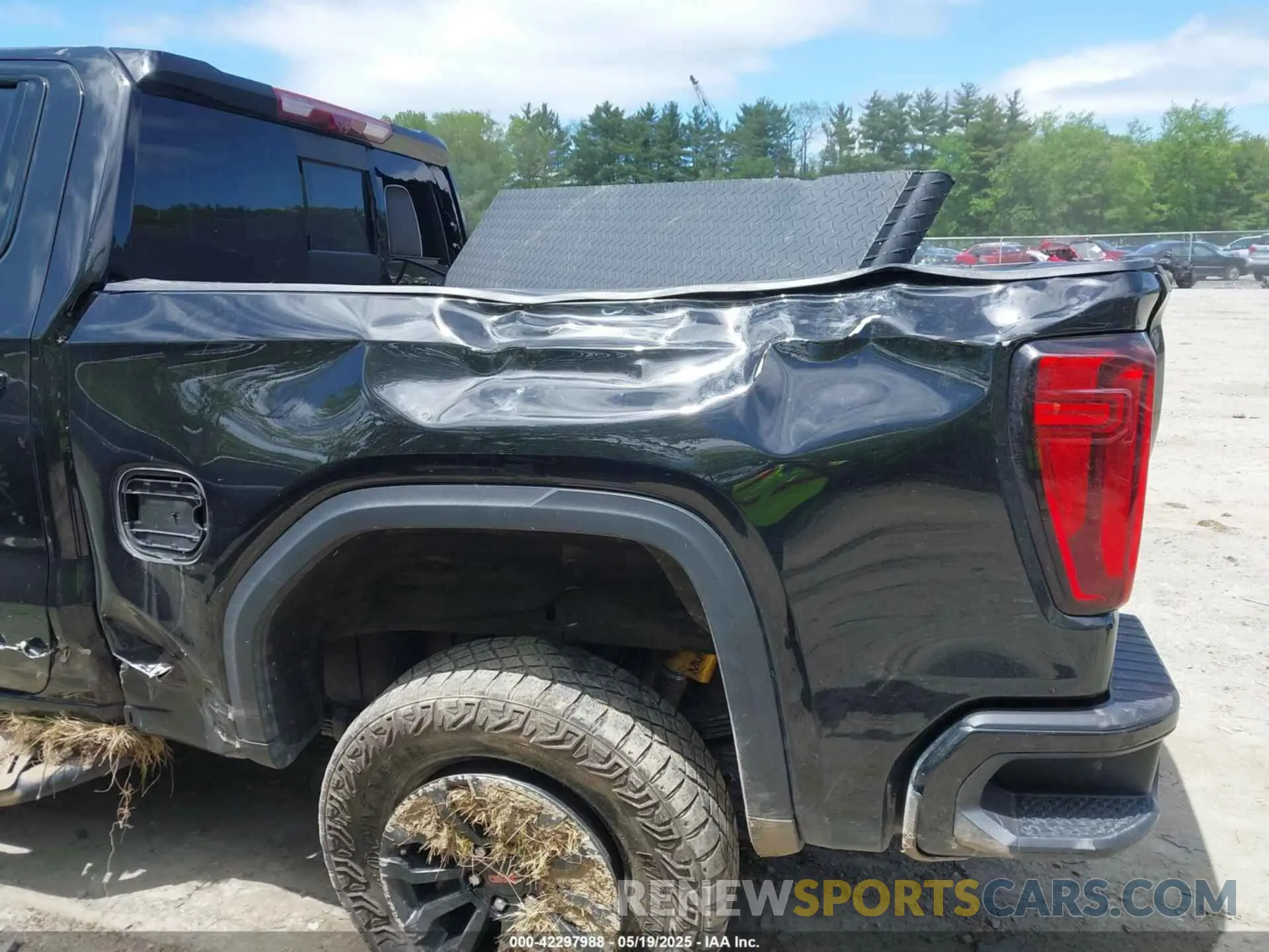 6 fotografías del automóvil dañado 3GTUUFEL8PG183181 GMC SIERRA 1500 2023