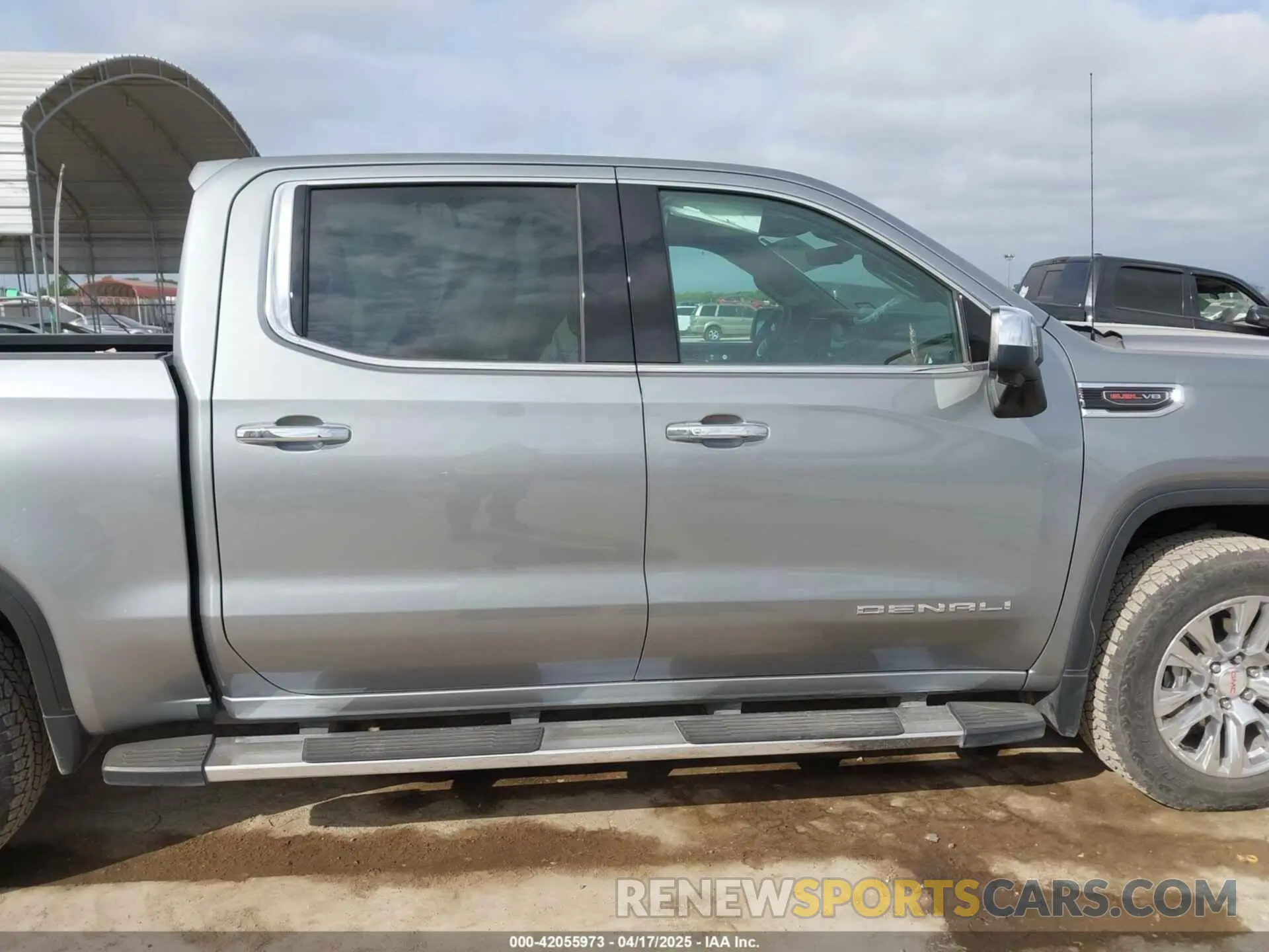 13 fotografías del automóvil dañado 3GTUUGEL2PG242392 GMC SIERRA 1500 2023