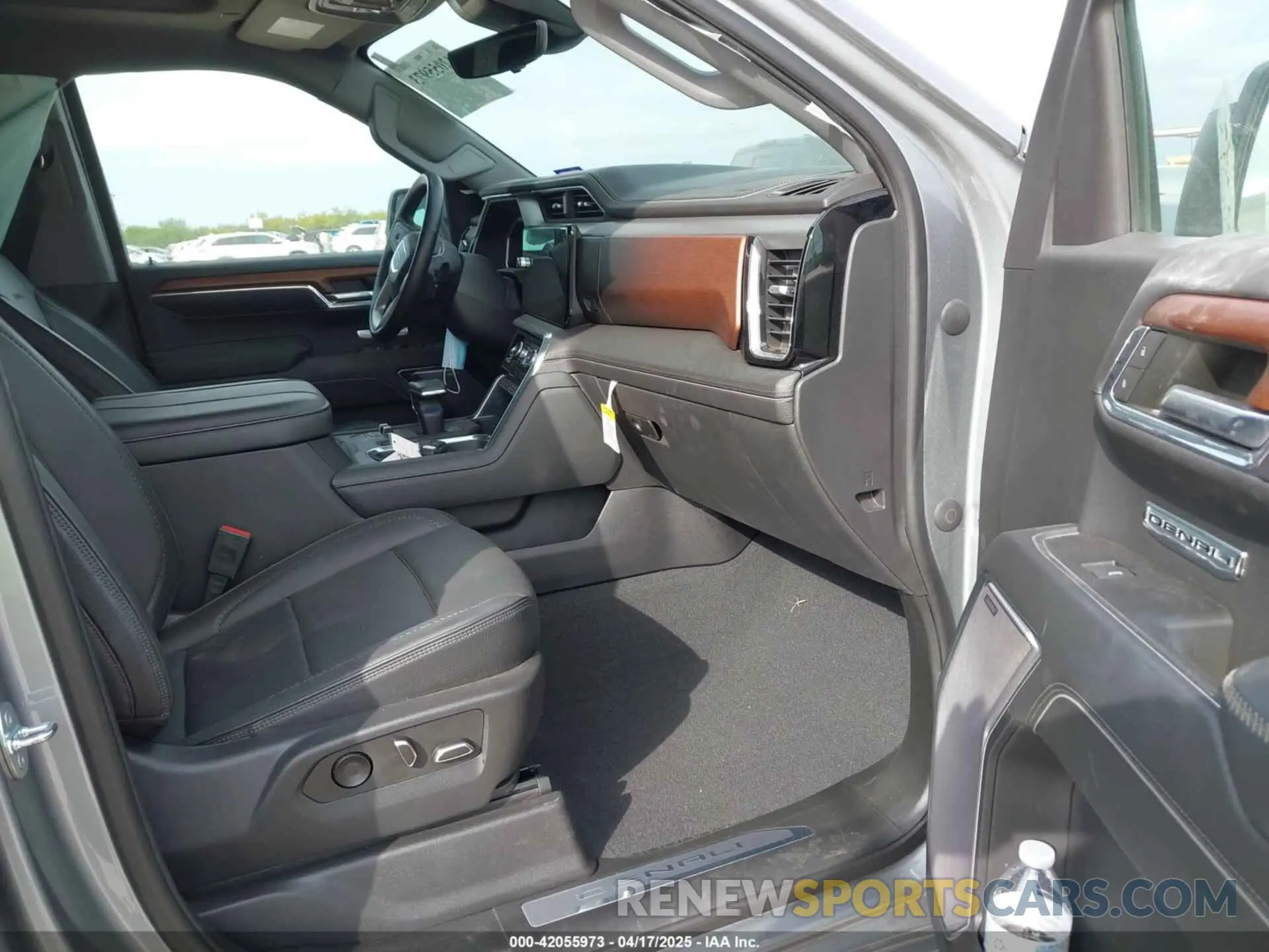 5 fotografías del automóvil dañado 3GTUUGEL2PG242392 GMC SIERRA 1500 2023