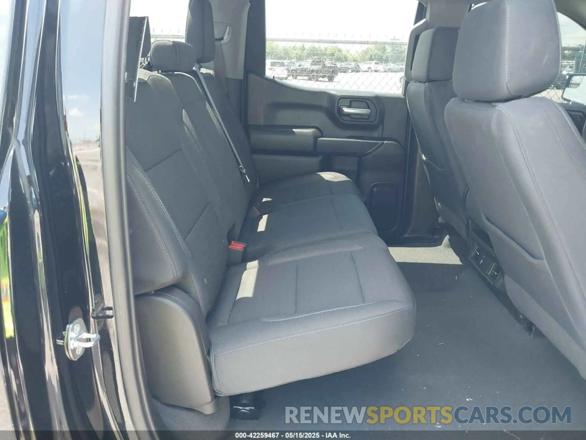 8 fotografías del automóvil dañado 1GTPHAEK4RZ177585 GMC SIERRA 1500 2024