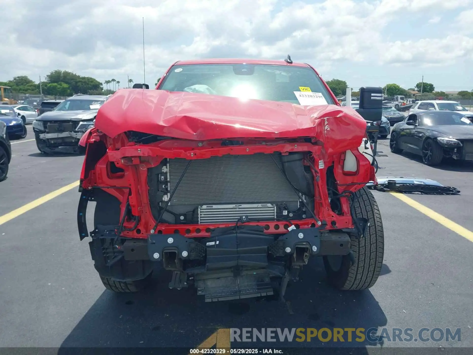 12 fotografías del automóvil dañado 1GTPHBEK8RZ362258 GMC SIERRA 1500 2024