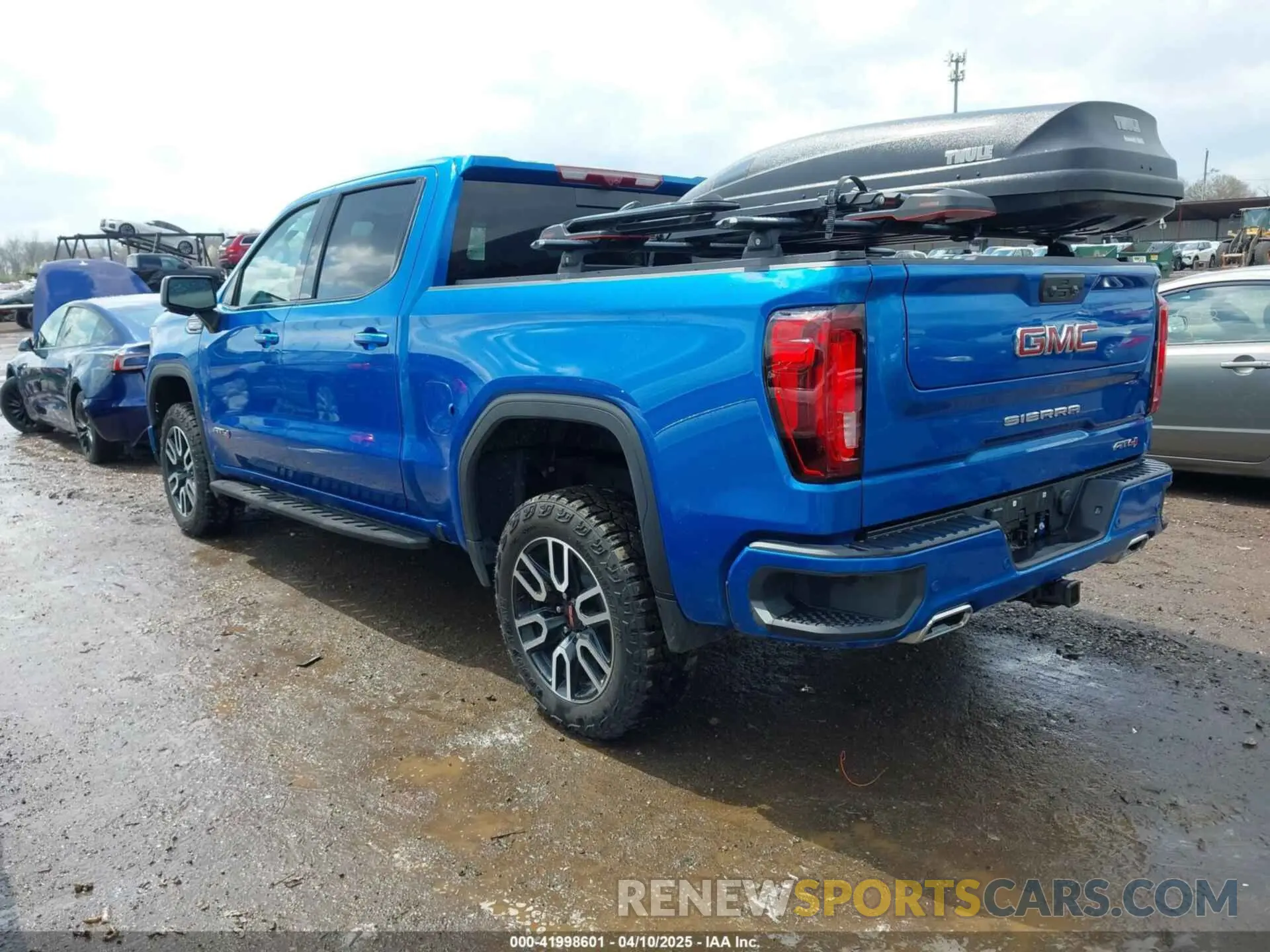 3 fotografías del automóvil dañado 1GTUUEE8XRZ214830 GMC SIERRA 1500 2024