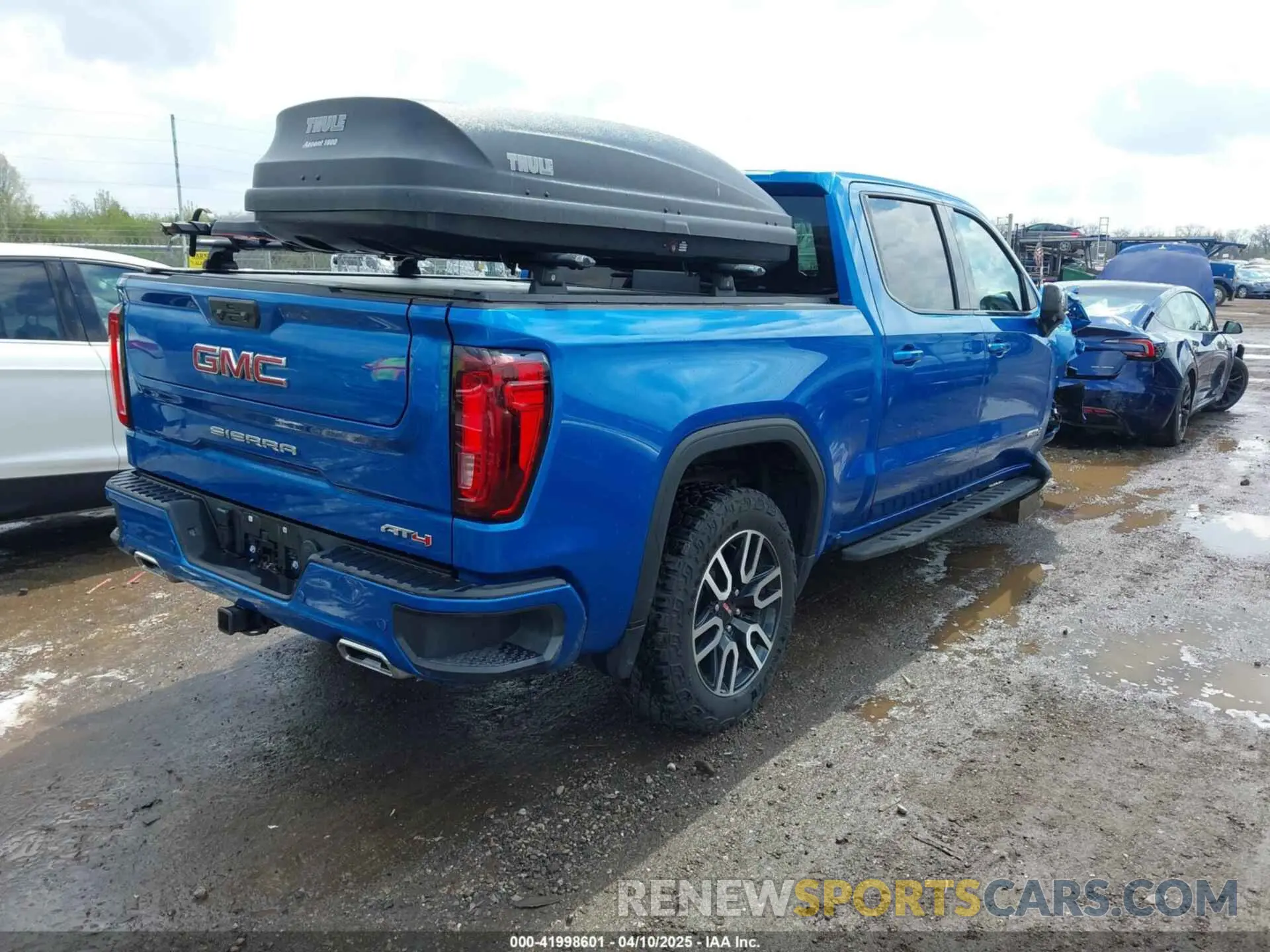4 fotografías del automóvil dañado 1GTUUEE8XRZ214830 GMC SIERRA 1500 2024