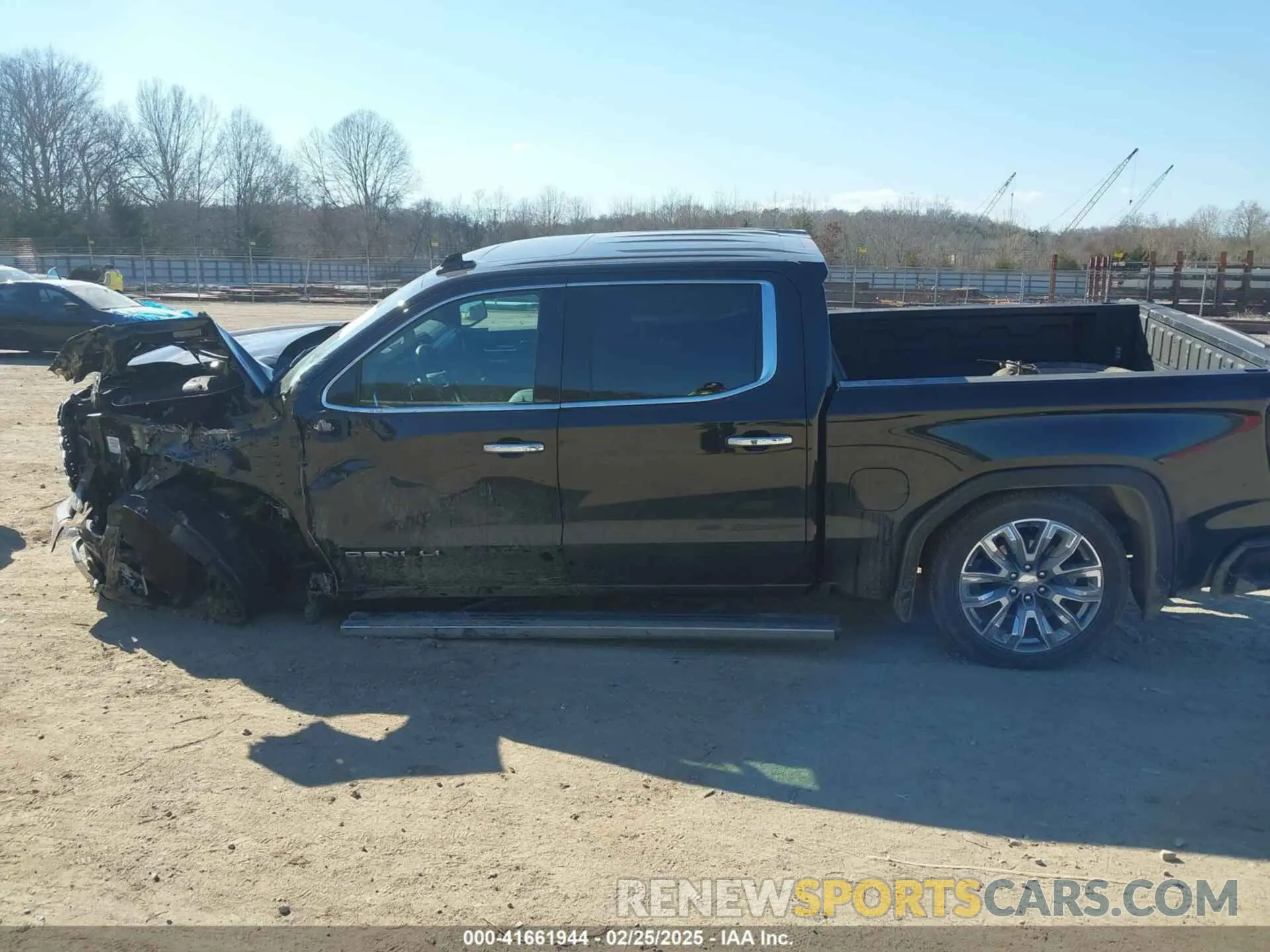 14 fotografías del automóvil dañado 1GTUUGE83RZ284133 GMC SIERRA 1500 2024