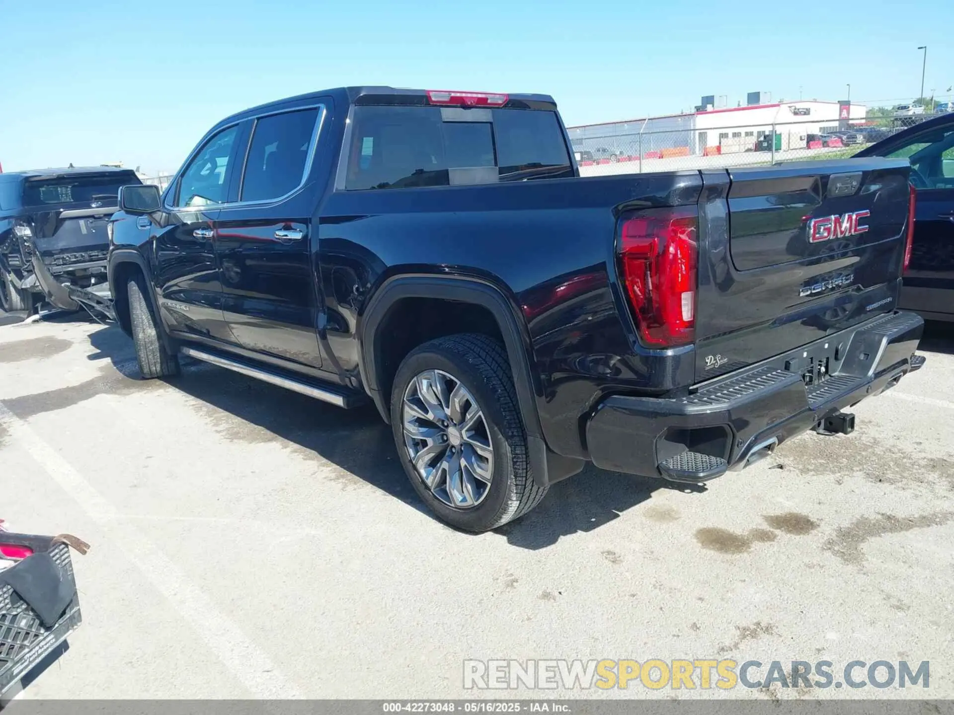 3 fotografías del automóvil dañado 1GTUUGEL3RZ370028 GMC SIERRA 1500 2024