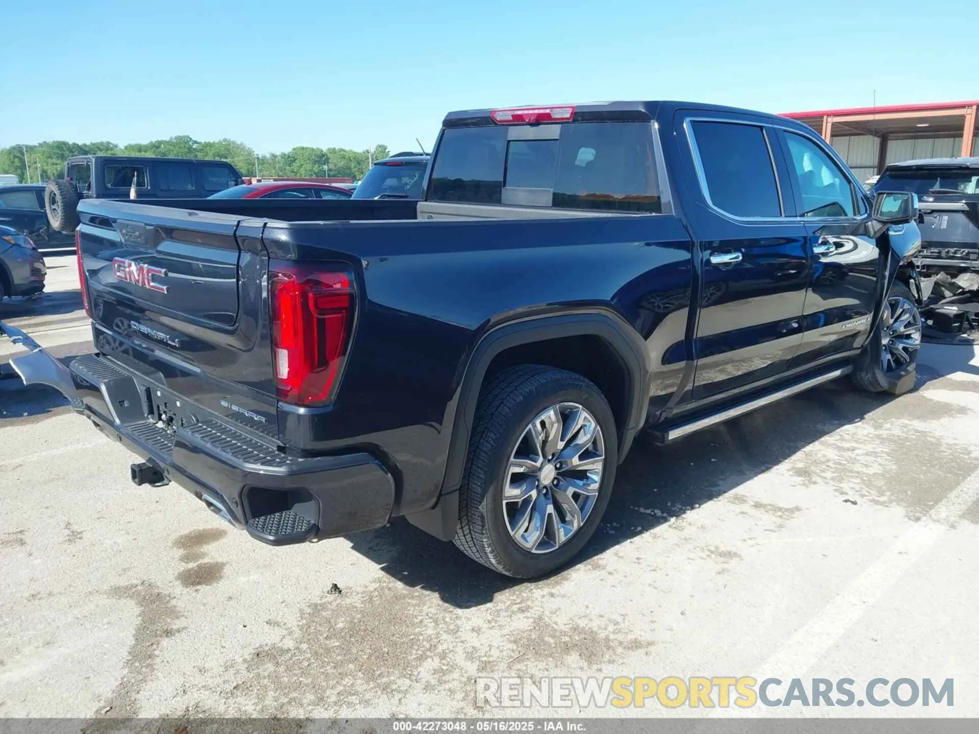 4 fotografías del automóvil dañado 1GTUUGEL3RZ370028 GMC SIERRA 1500 2024