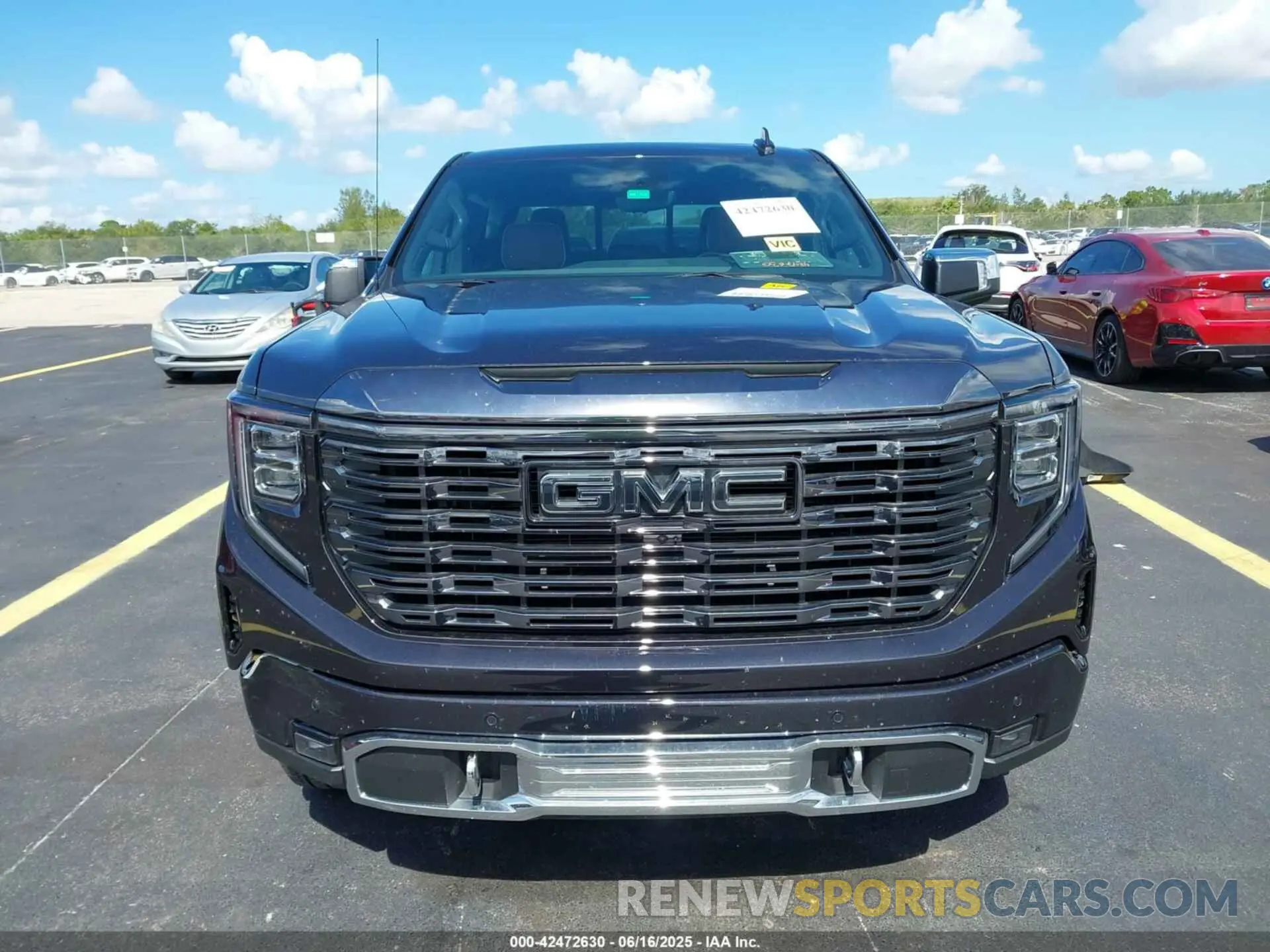 11 fotografías del automóvil dañado 1GTUUHEL7RZ346045 GMC SIERRA 1500 2024