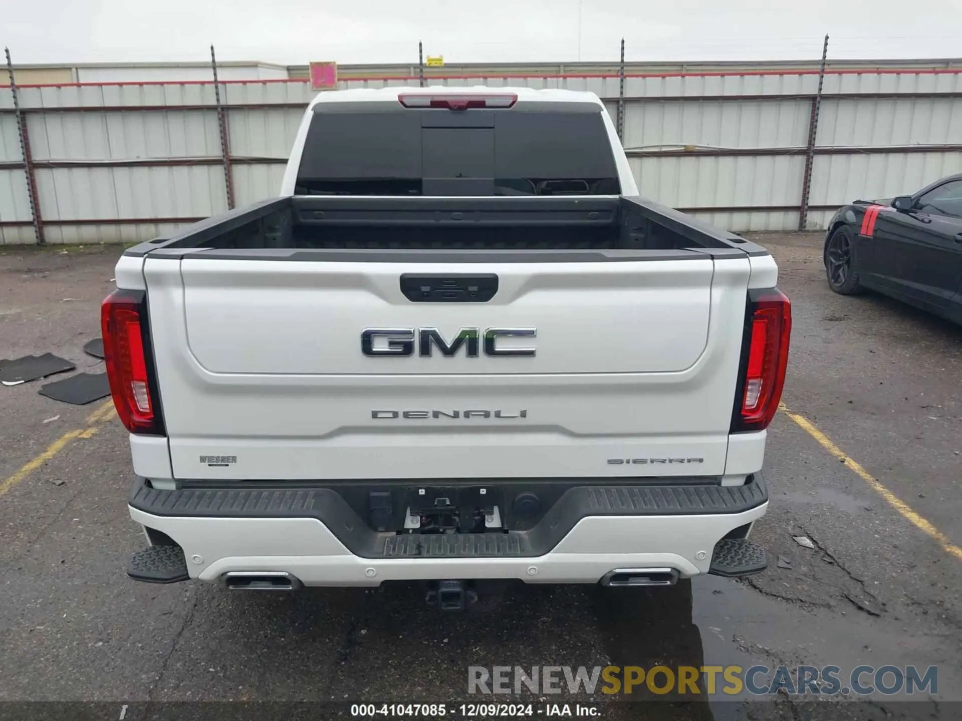 16 fotografías del automóvil dañado 1GTUUHEL8RZ374663 GMC SIERRA 1500 2024