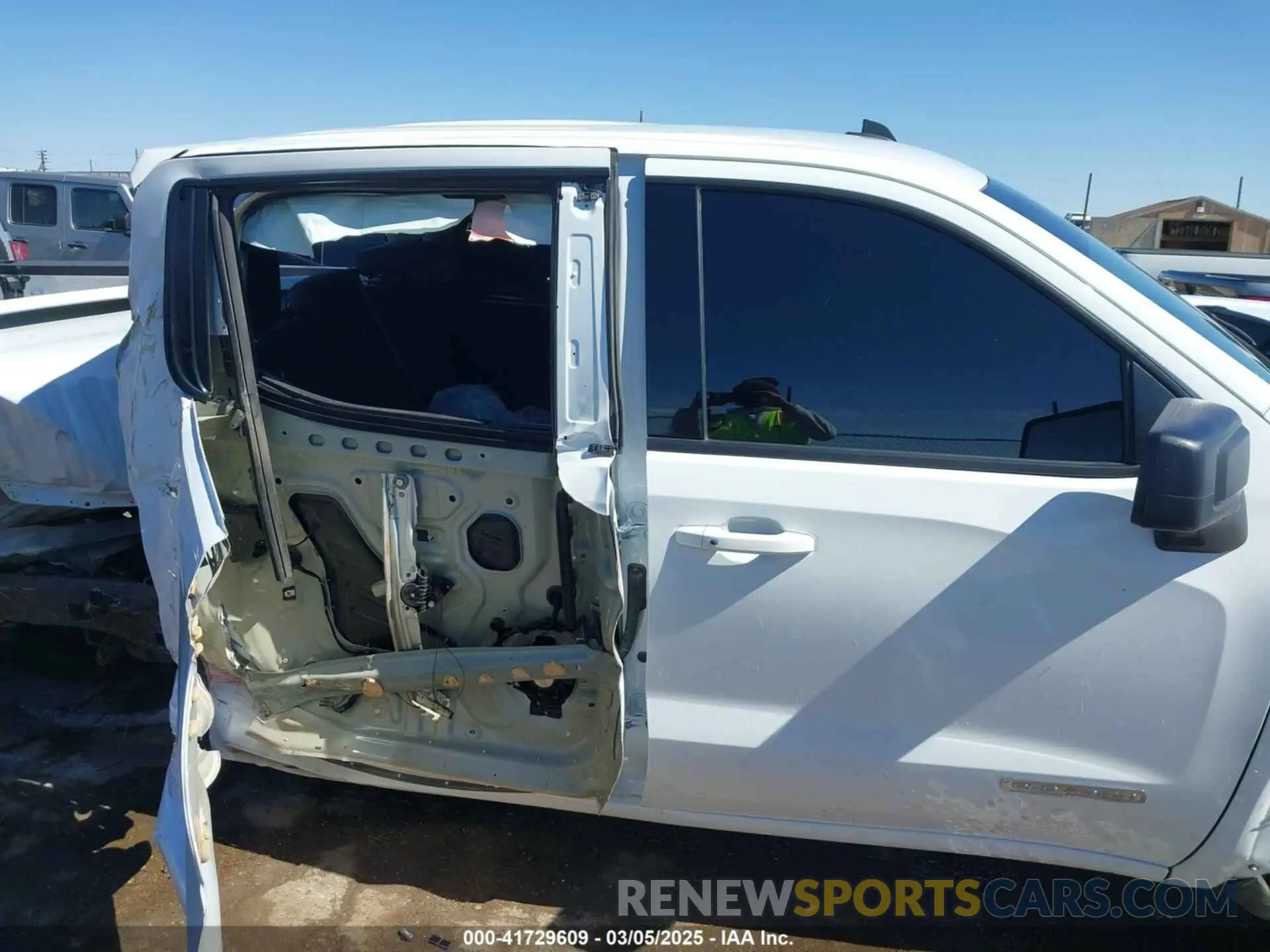 12 fotografías del automóvil dañado 3GTPHCED4RG372891 GMC SIERRA 1500 2024