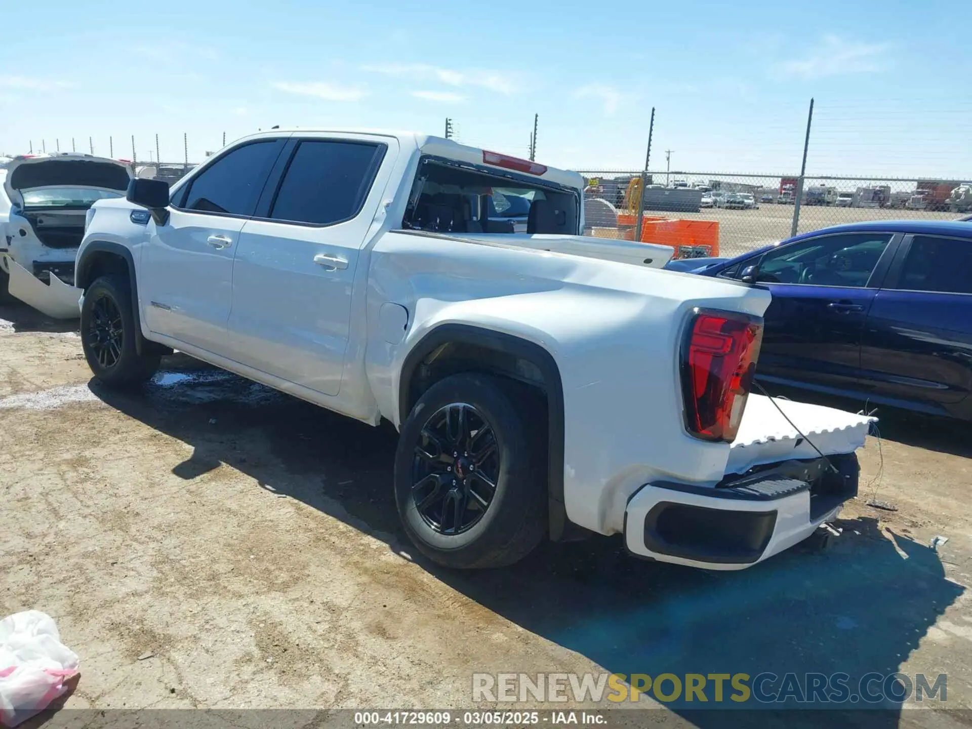 3 fotografías del automóvil dañado 3GTPHCED4RG372891 GMC SIERRA 1500 2024