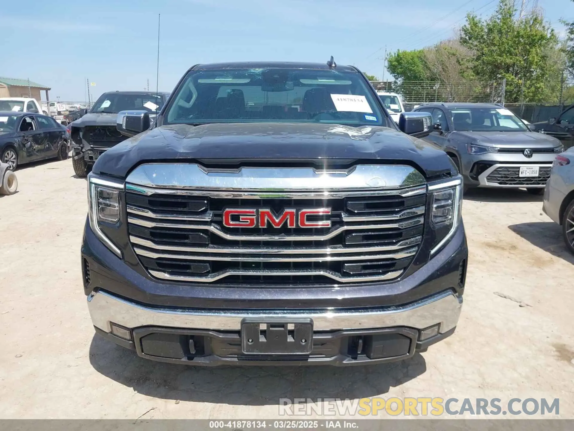12 fotografías del automóvil dañado 3GTPHDED0RG310085 GMC SIERRA 1500 2024