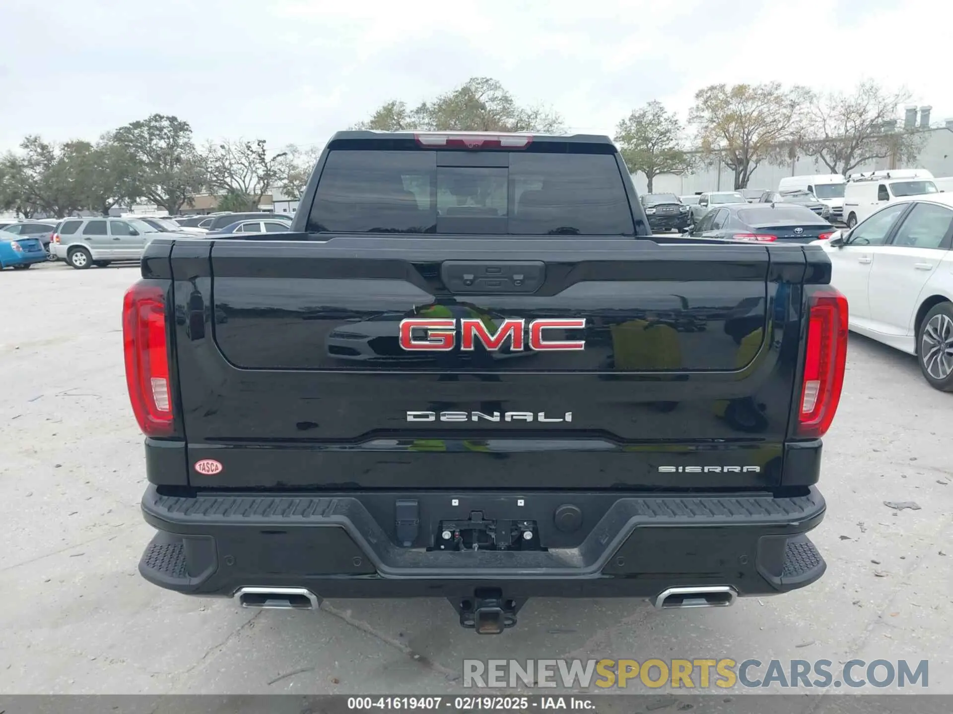 17 fotografías del automóvil dañado 3GTPHGEDXRG101129 GMC SIERRA 1500 2024