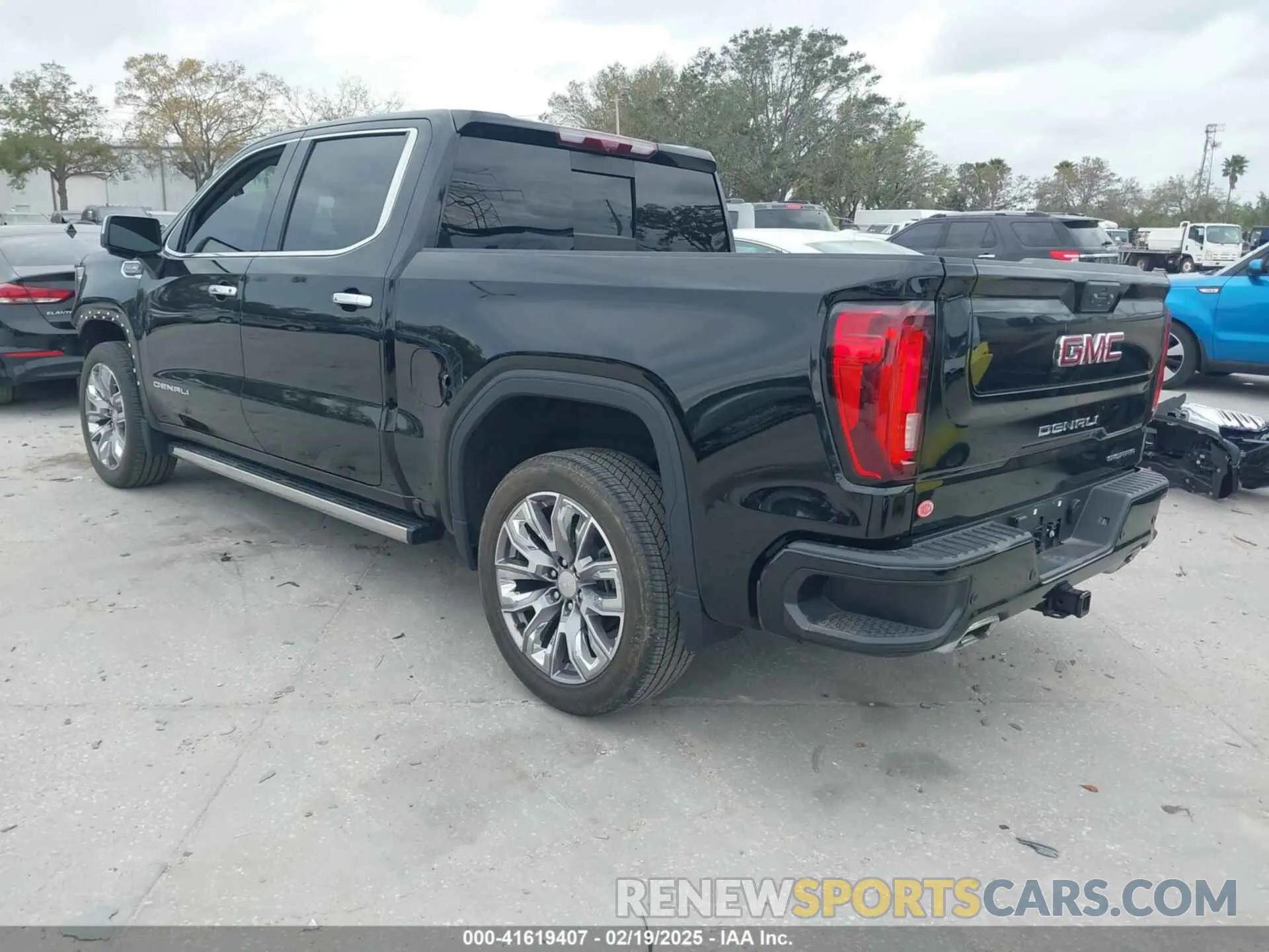 3 fotografías del automóvil dañado 3GTPHGEDXRG101129 GMC SIERRA 1500 2024