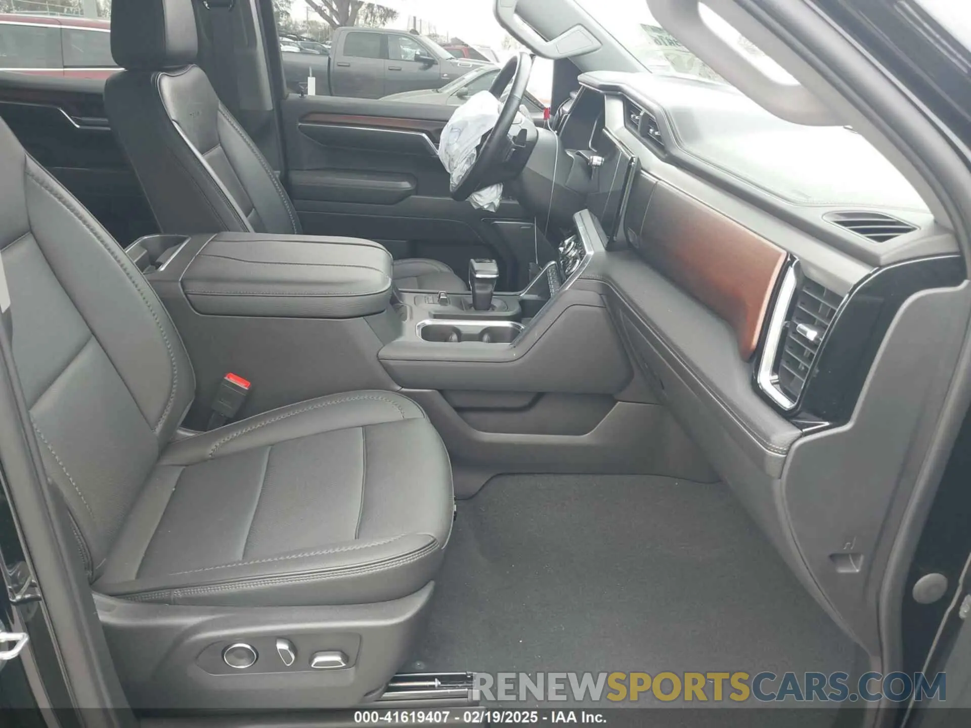 5 fotografías del automóvil dañado 3GTPHGEDXRG101129 GMC SIERRA 1500 2024