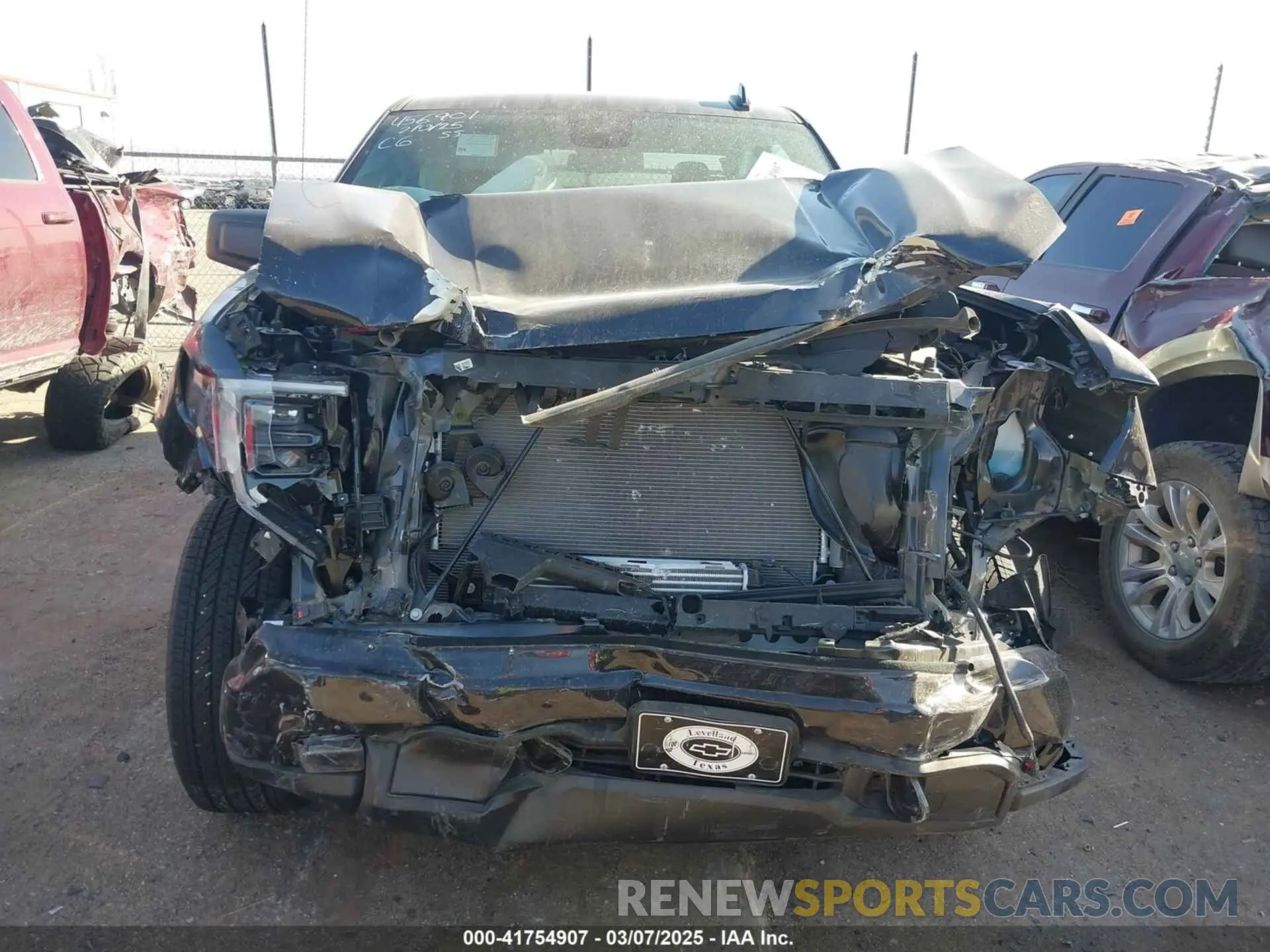 12 fotografías del automóvil dañado 3GTPUCEK5RG450783 GMC SIERRA 1500 2024